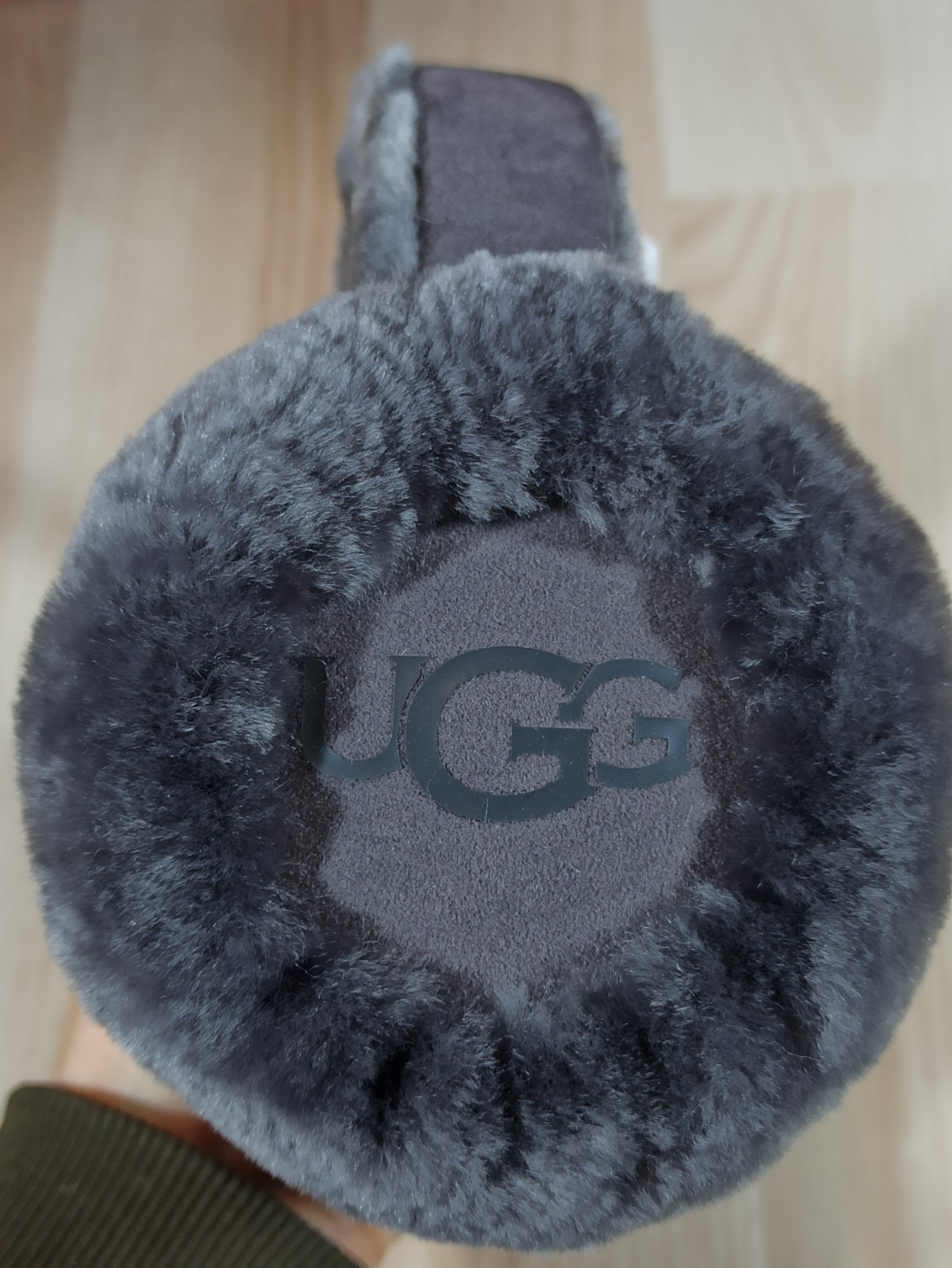 UGG LOGO Australia Shearling Sheepskin Earmuffs Gray  NEW!