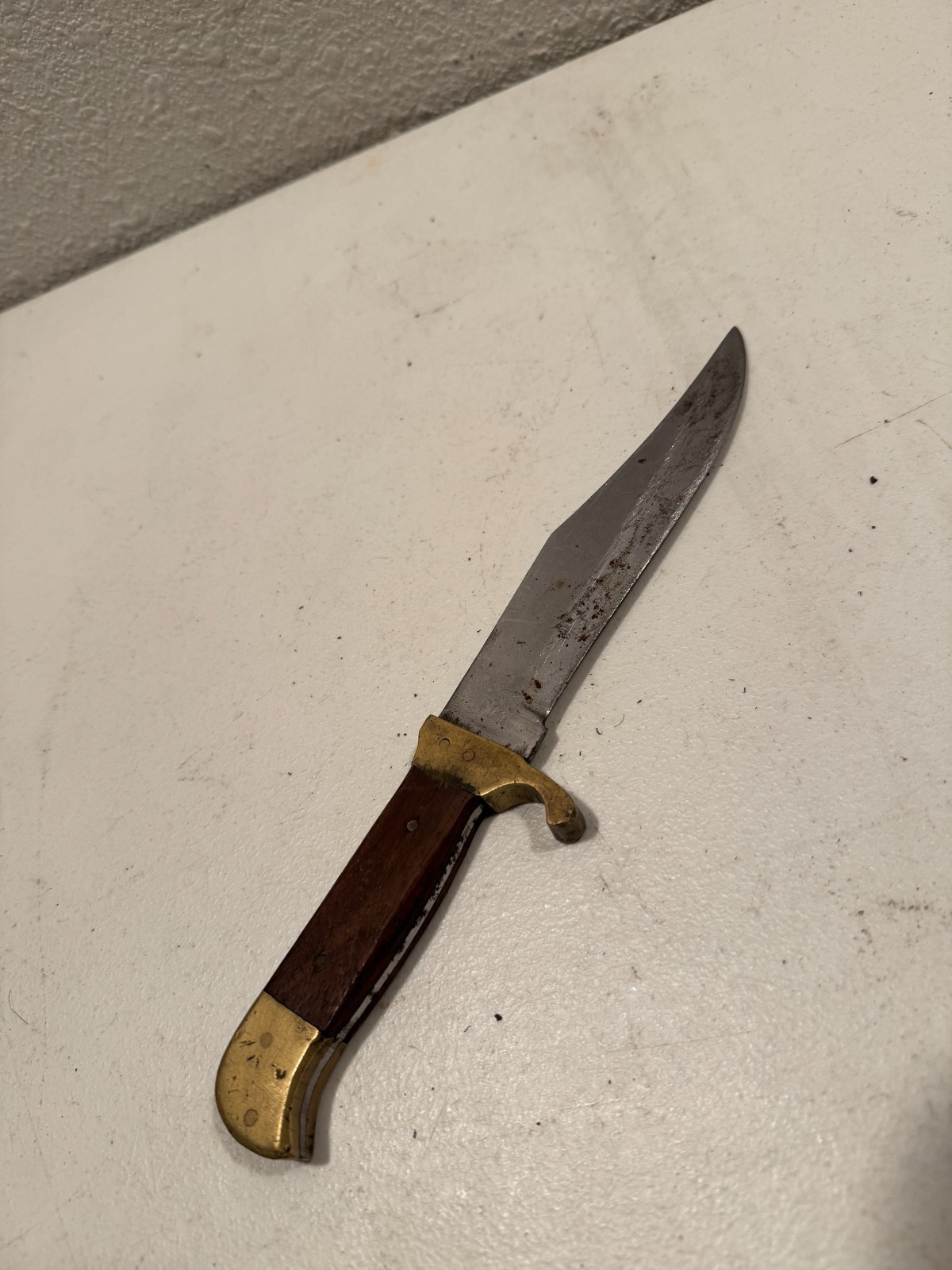 Vintage Hunter Knife Blade-Wood Handle Fixed Blade