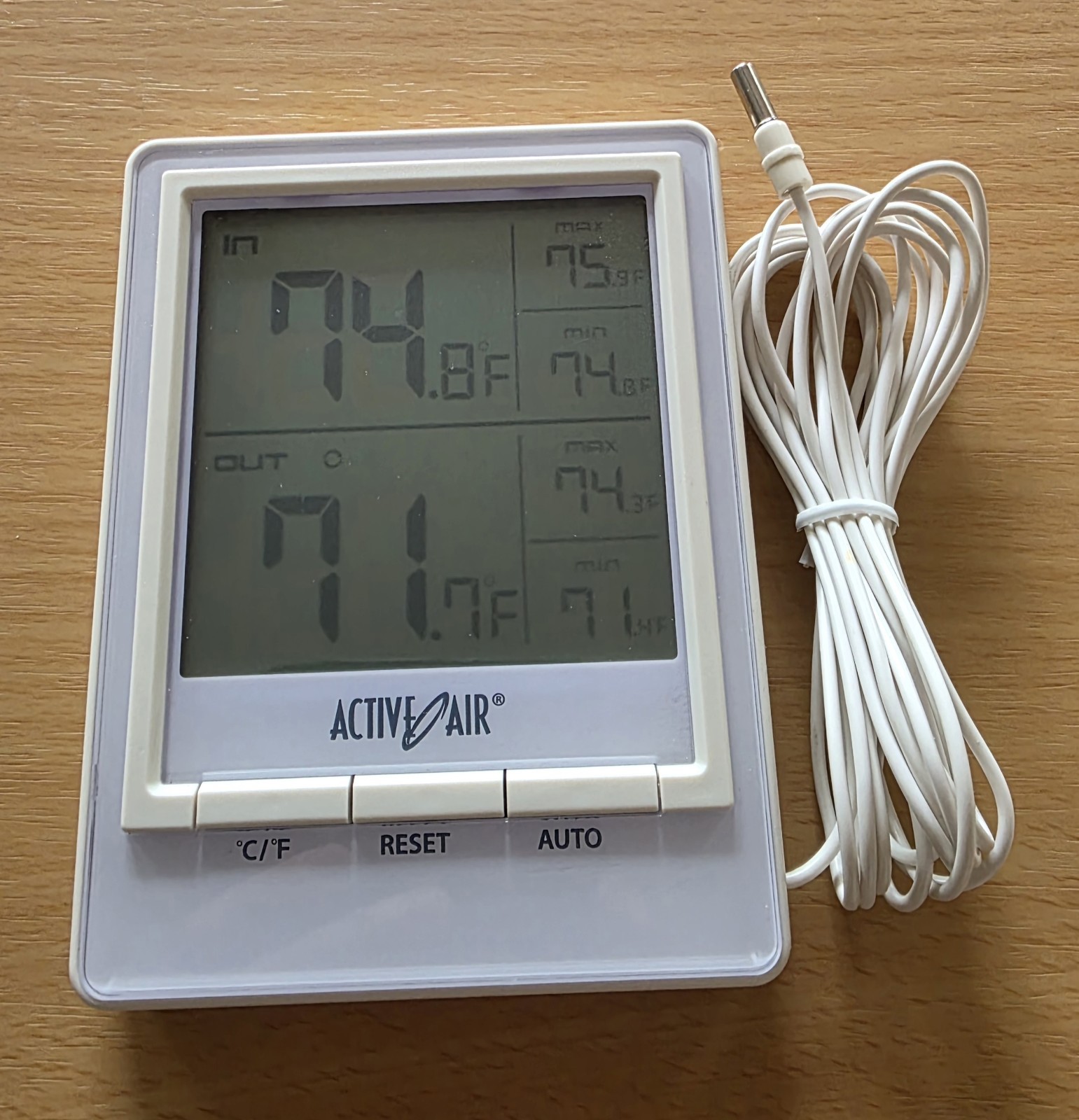 HydroFarm ActiveAir Hygro Thermometer IndoorOutdoor Temperature Humidity HGIOHTJ