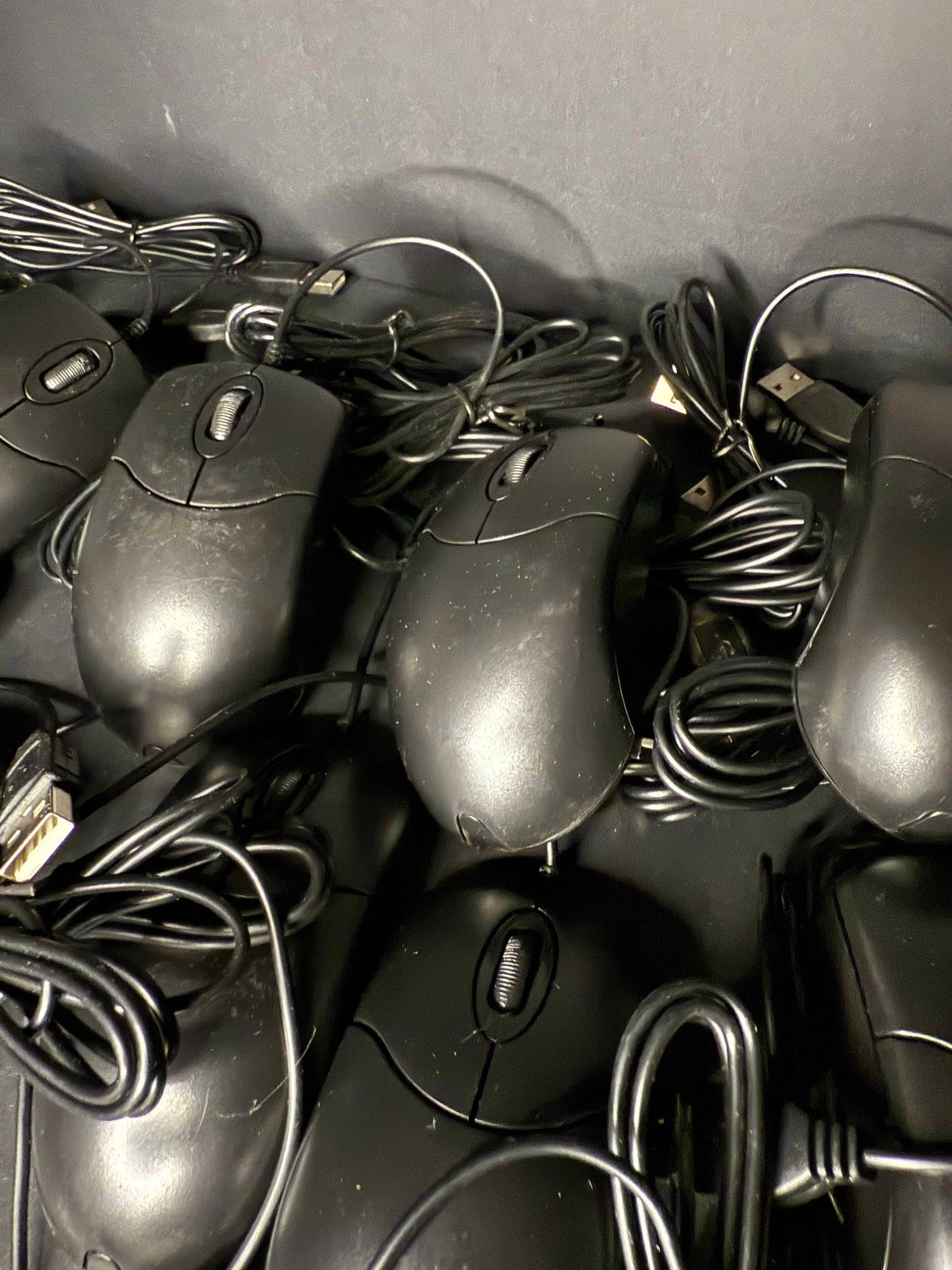 Mixed Lot of 25 Optical Mouse USB Scroll Wheel Mouse