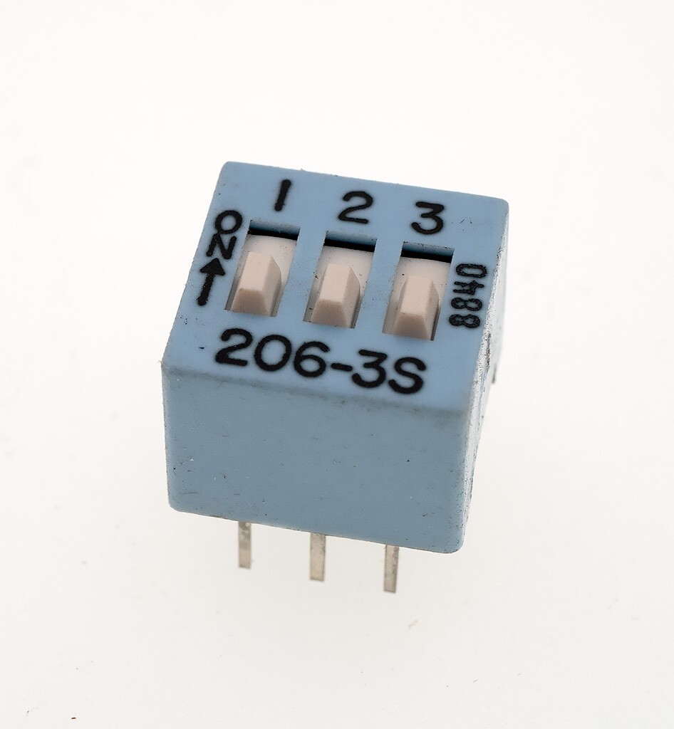 CTS 206-3S, 3 Position 6 Pin SPDT Through-Hole DIP Switch, Lot of 10