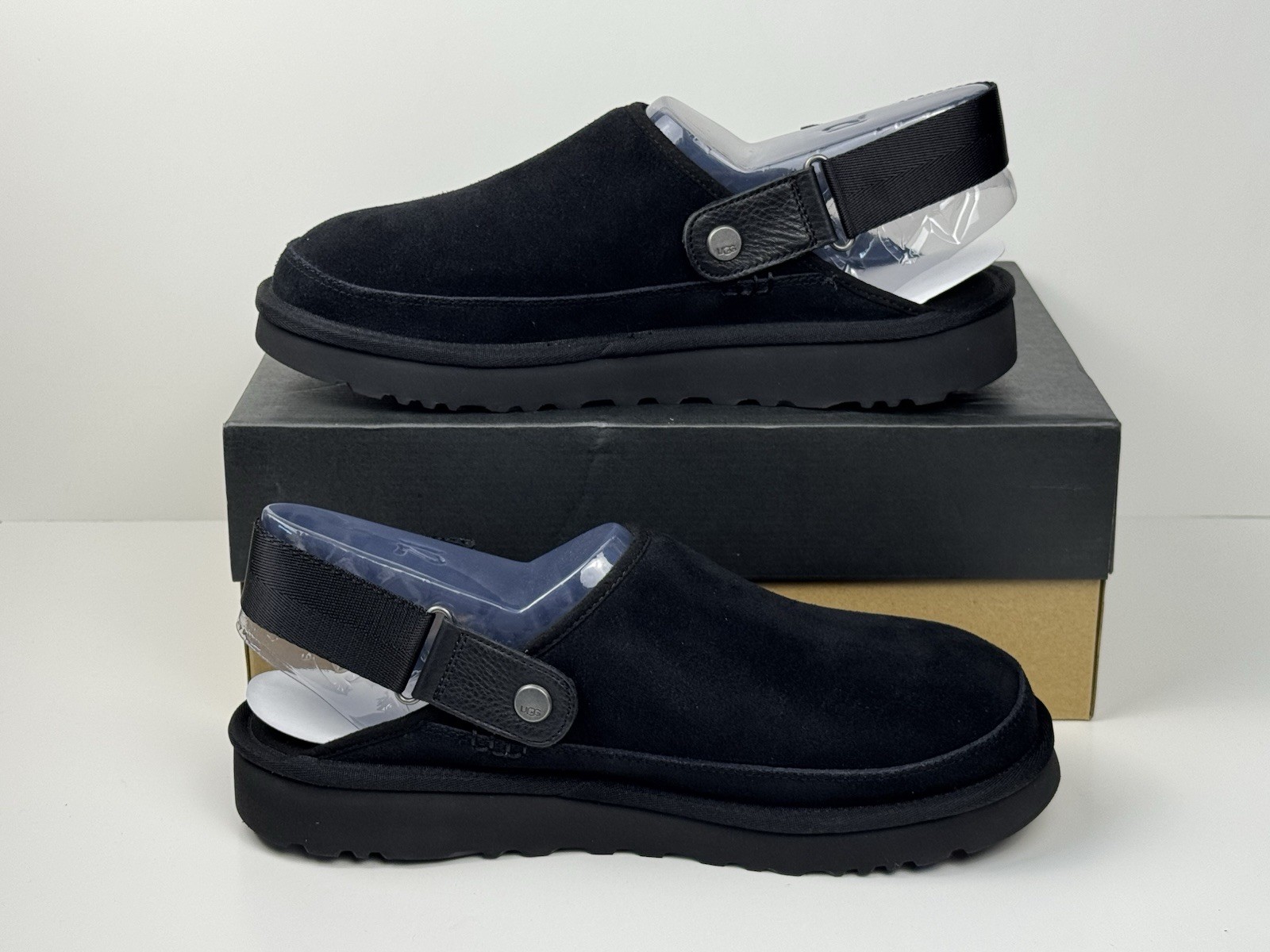 UGG Goldencoast Clog Men's Size 13 Sandal Black Suede M/1142172