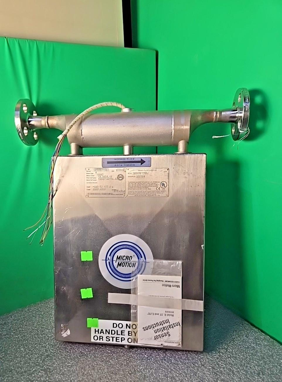 MICRO MOTION  DS065S113SU / EMERSON FISHER Rosemount Mass Flow Meter  New