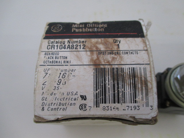 General Electric CR104A8212 Switch new