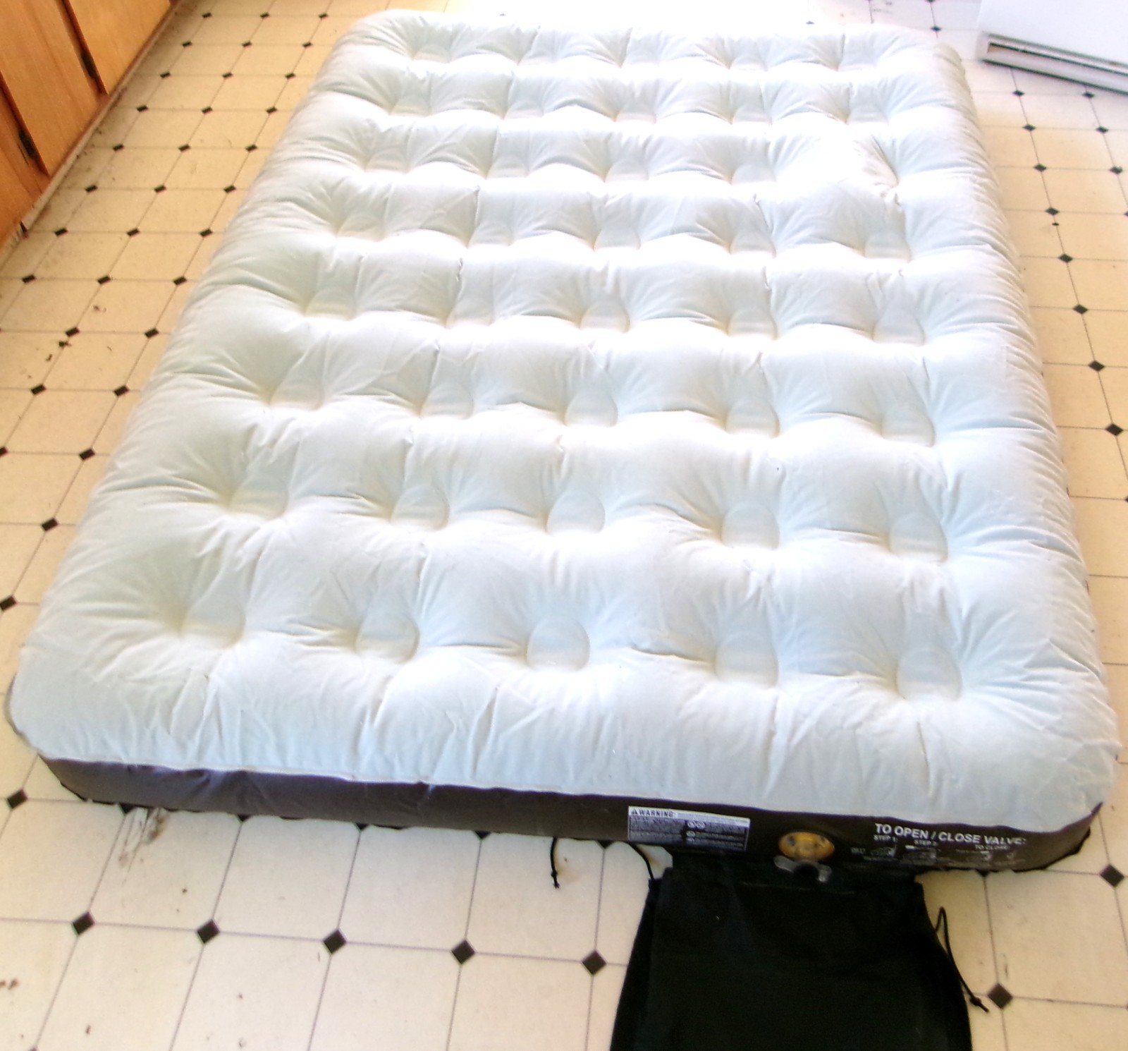 Coleman QuickBed Air Mattress Twin Double Lock Valve - FOR PARTS / REPAIR - READ