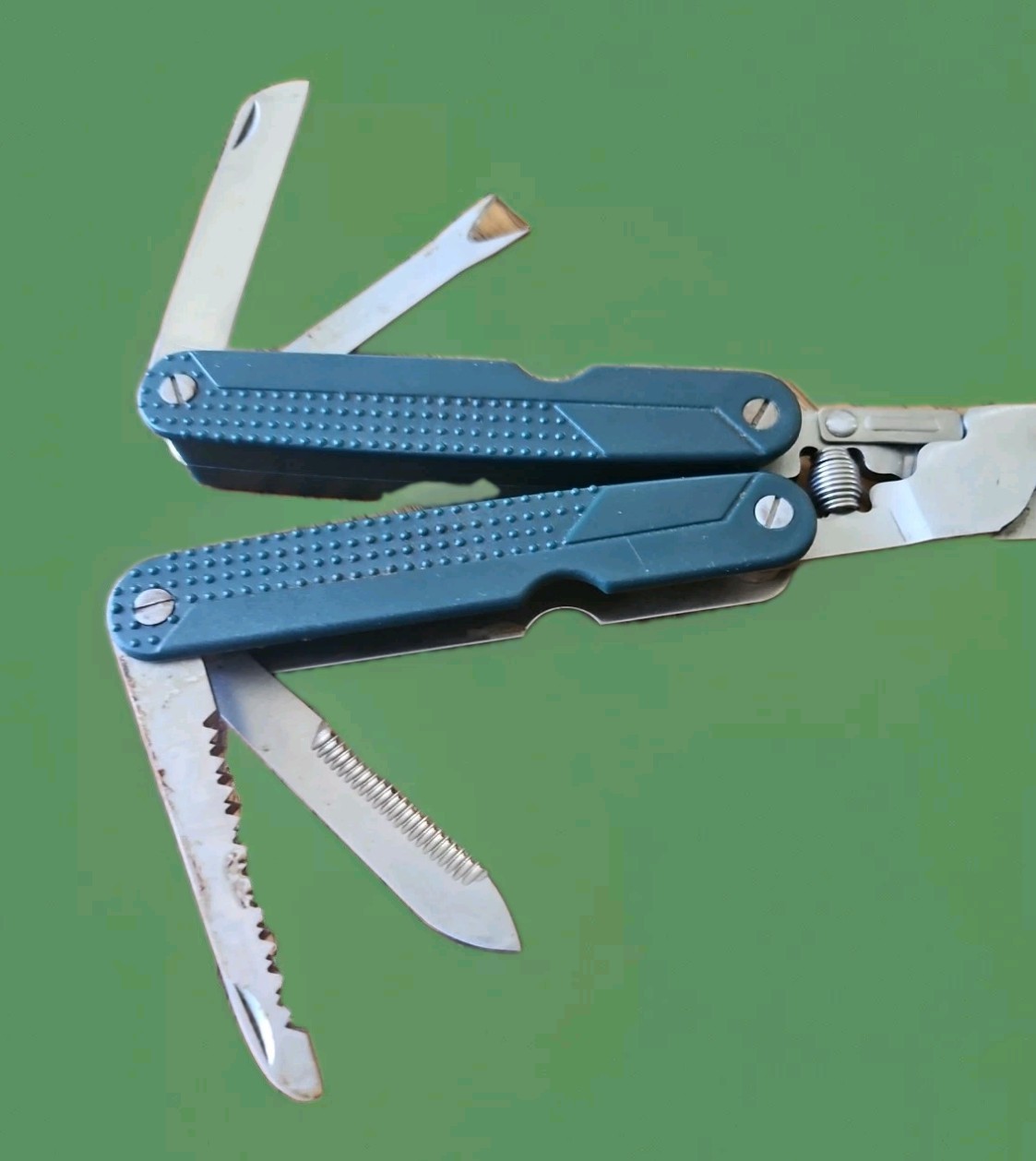 Multi-Tool Pruner Function For Gardening, Floral, Camping, Hunting