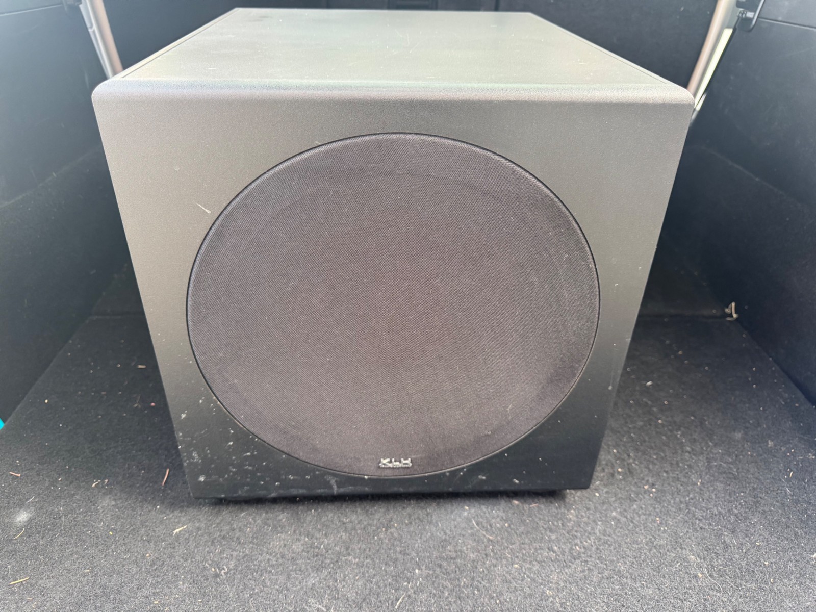 KLH KSUB-10AN 10” Powered Subwoofer 120W Home Theater Bass Speaker Tested
