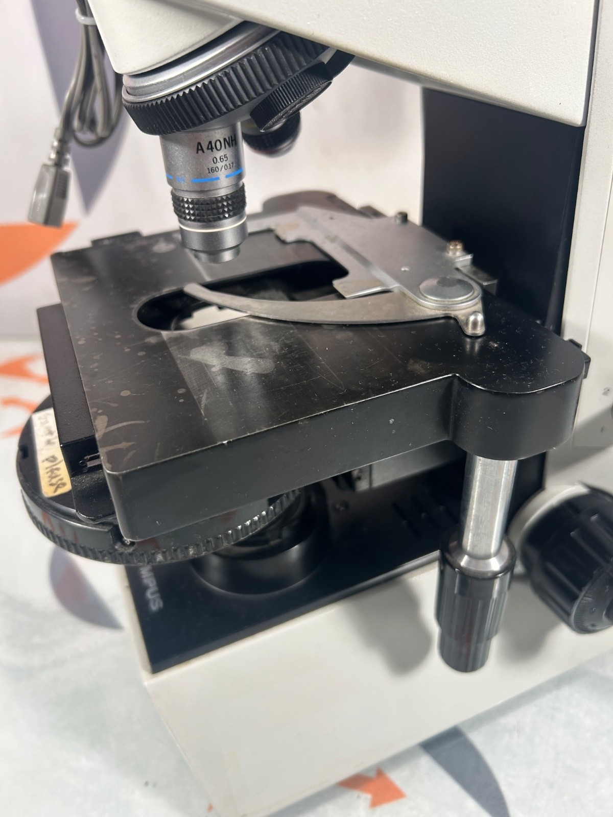 Olympus CH30 Lab Microscope with 2 lenses
