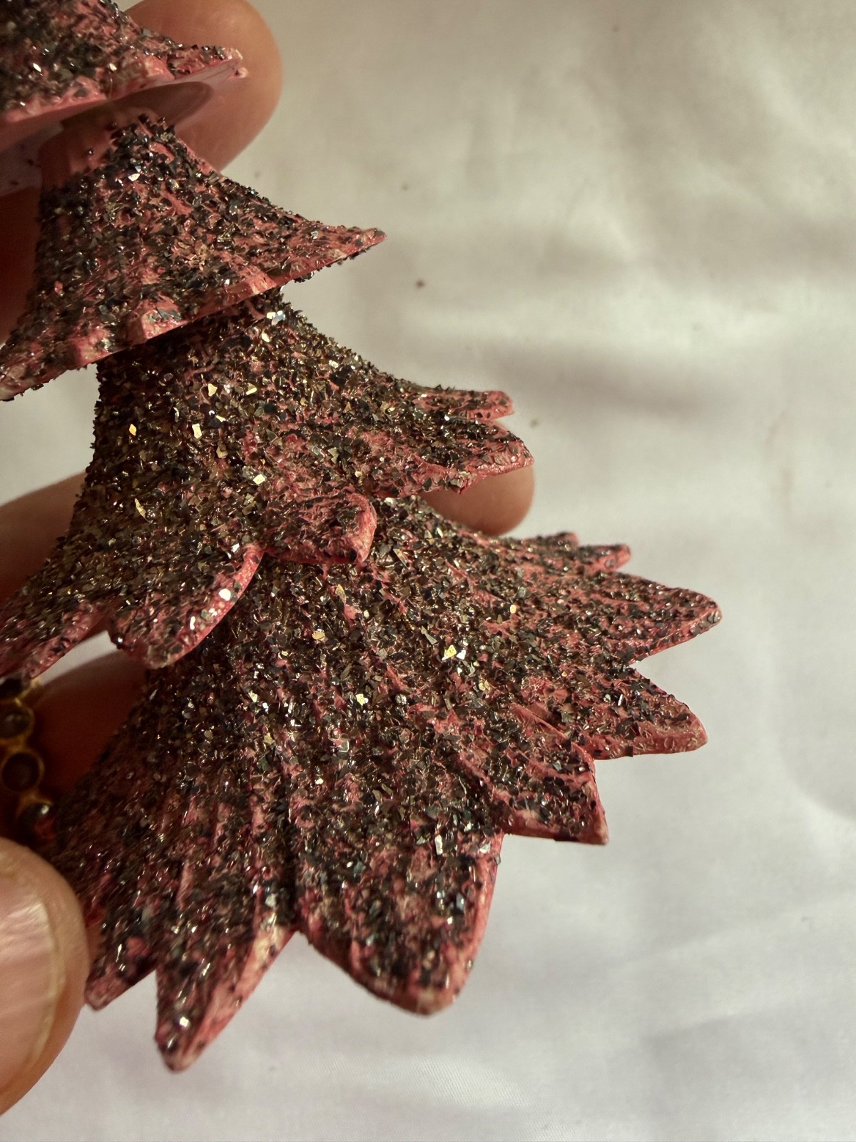 Vintage Christmas Putz Village Tree Pink Hard Plastic Mica Glitter 4.5”