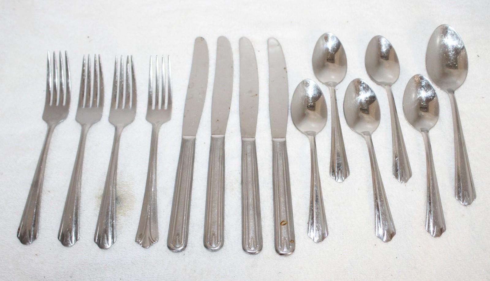 12 Pieces HB Co Solid Stainless Steel Flatware 4 Dinner Knives 3 Forks 5 Spoons