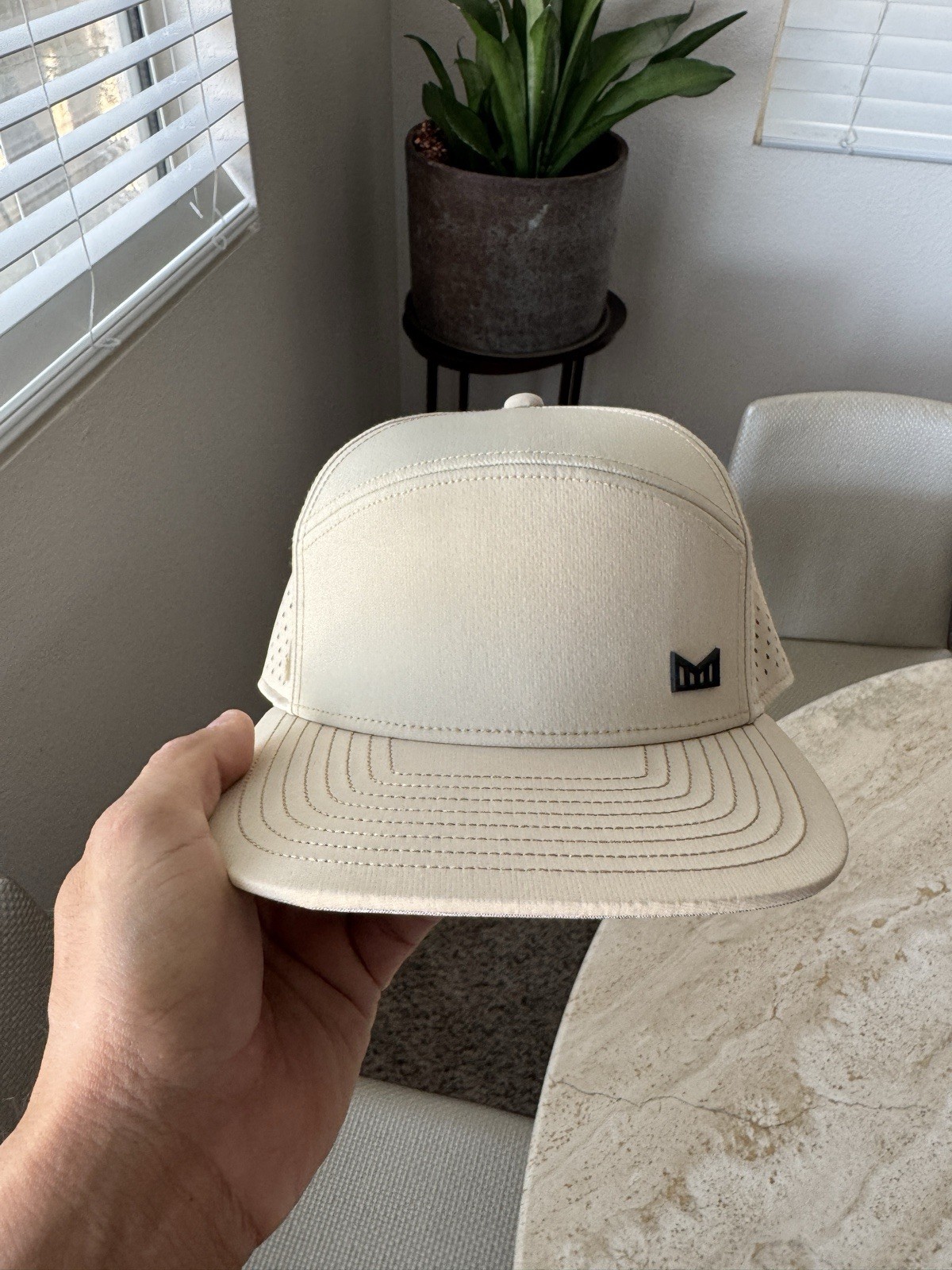 Melin Trenches Icon Hydro Hat SZ Small 56 CM Khaki 🔥