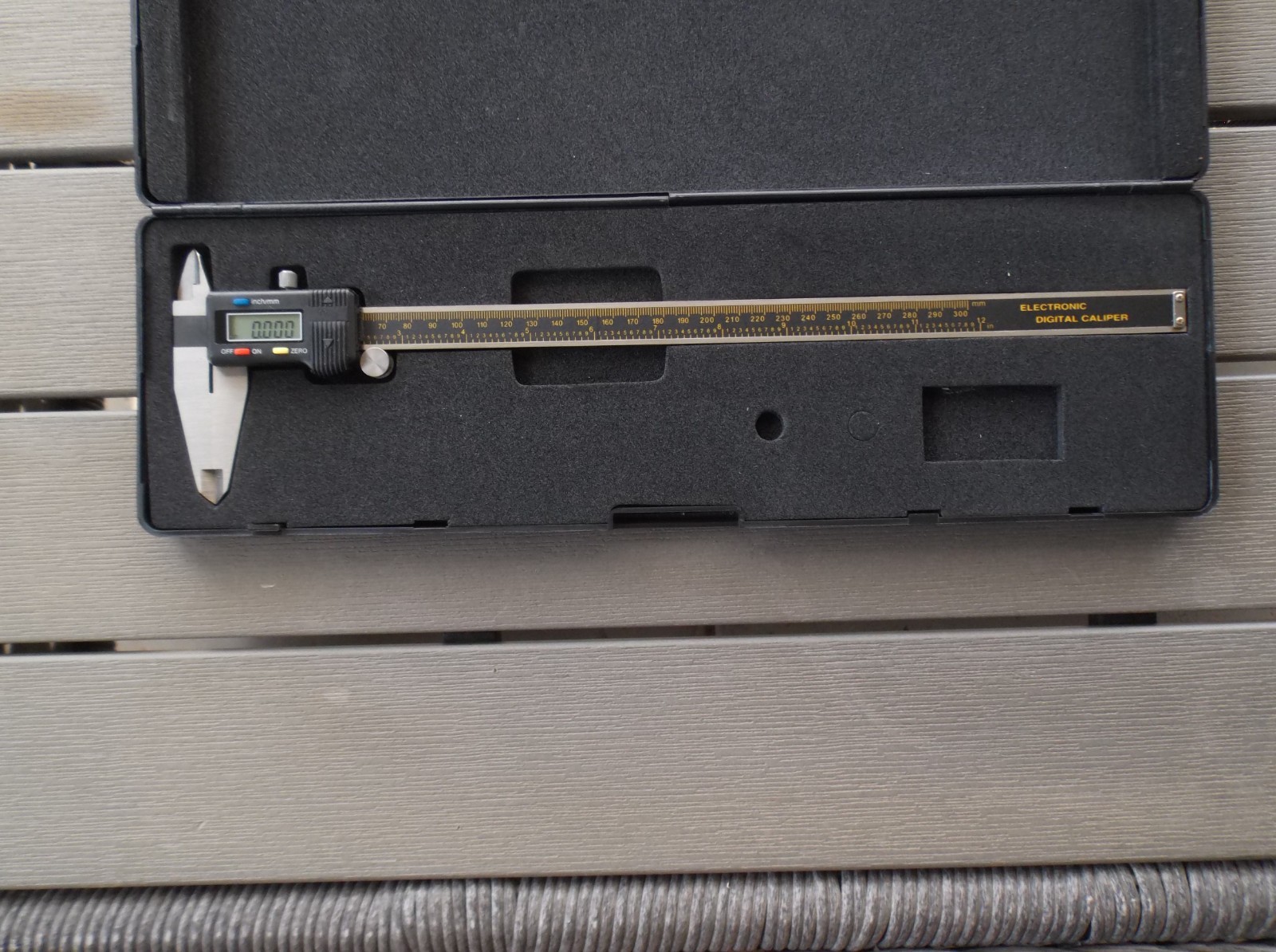 VERNIER CALIPER DIGITAL ELECTRONIC GAUGE 12" 300mm.