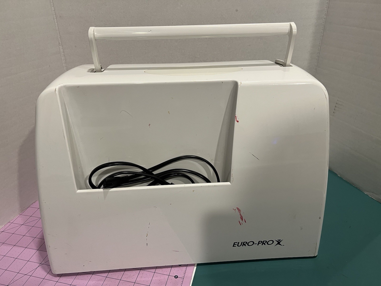 Euro Pro X Sewing Machine 9125 Computerized Embroidery Machines + Case & Extras