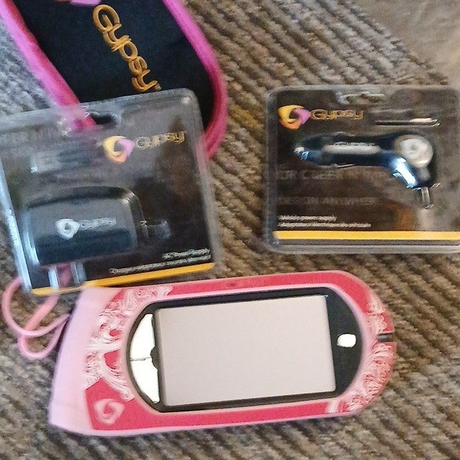 Gypsy Handheld Scrapbooking Design Tool with Accessories and Case