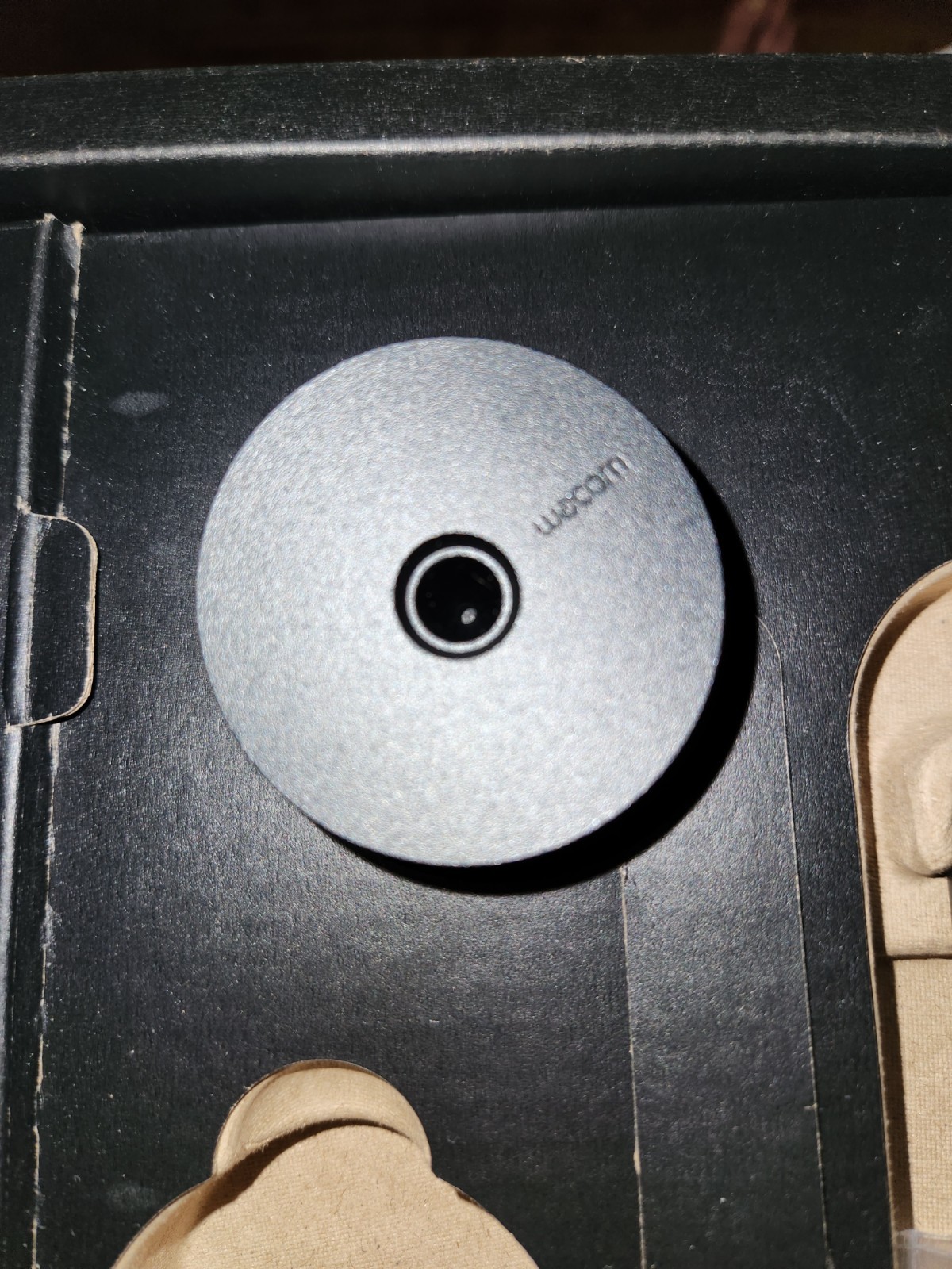 Wacom intuos pro medium 2025