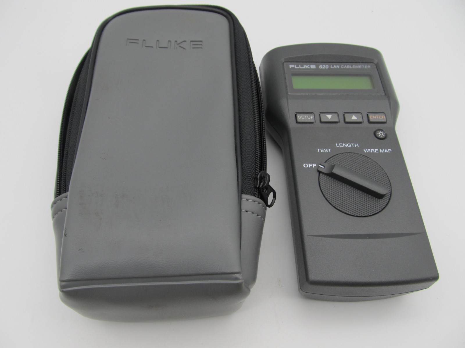 Fluke Networks 620 LAN Cable Meter Cat5 Ethernet Coaxial Tester With case