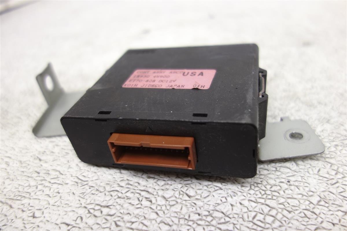 2001-2004 Nissan Pathfinder Cruise Control Module Computer Unit 18930-4W9