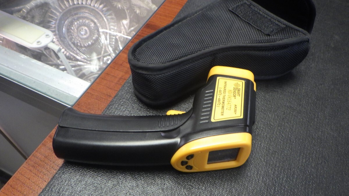 SmartSensor Digital Infrared Thermometer electronic AR300+ -32~400C( (TDW026815)