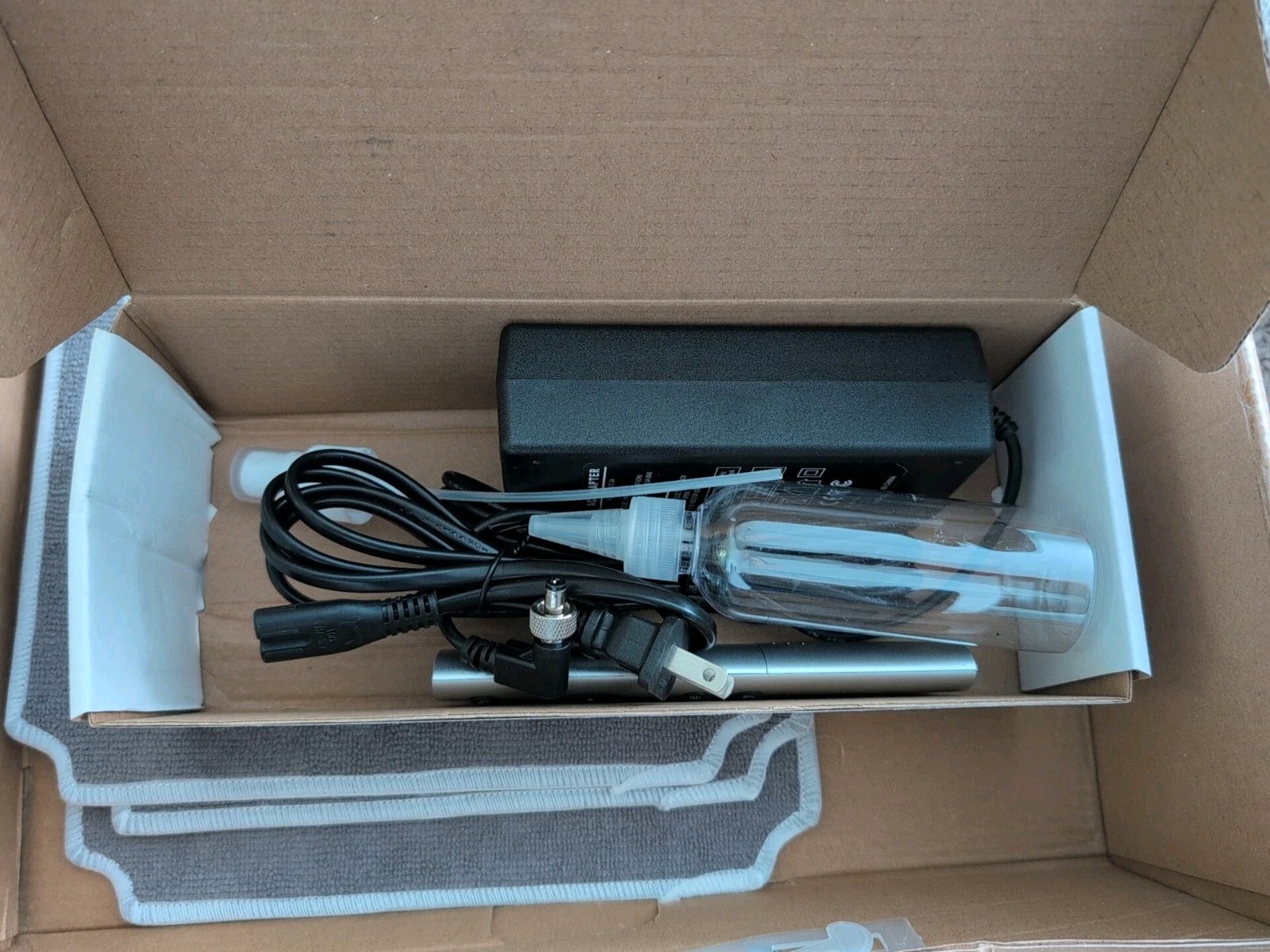 M9 Window Cleaning Robot