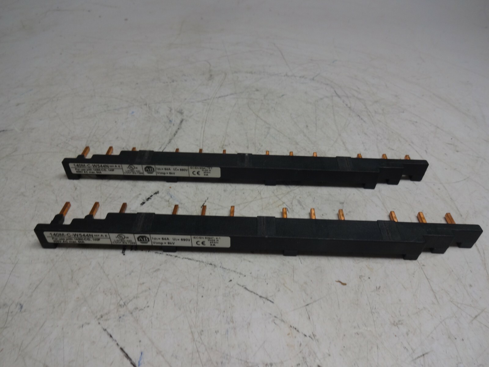 Lot of 2 Allen Bradley 140M-C-W544N Series A Compact Busbar