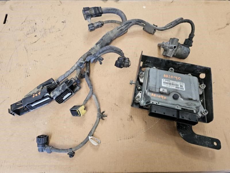 USED 2018 HINO 268 DEF EMMISION CONTROL MODULE 89550-E0332 BOSCH 0281034697 Ship