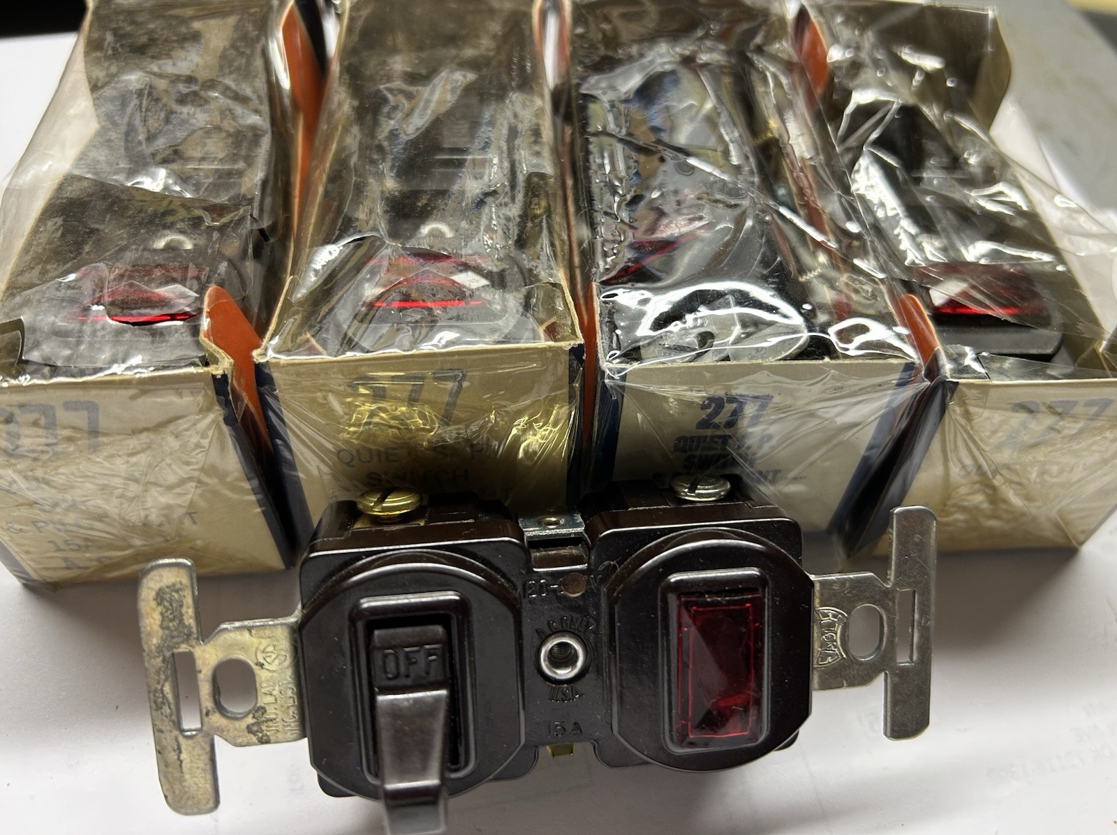 (5) EAGLE #277 SP Switch & Pilot Light Brown