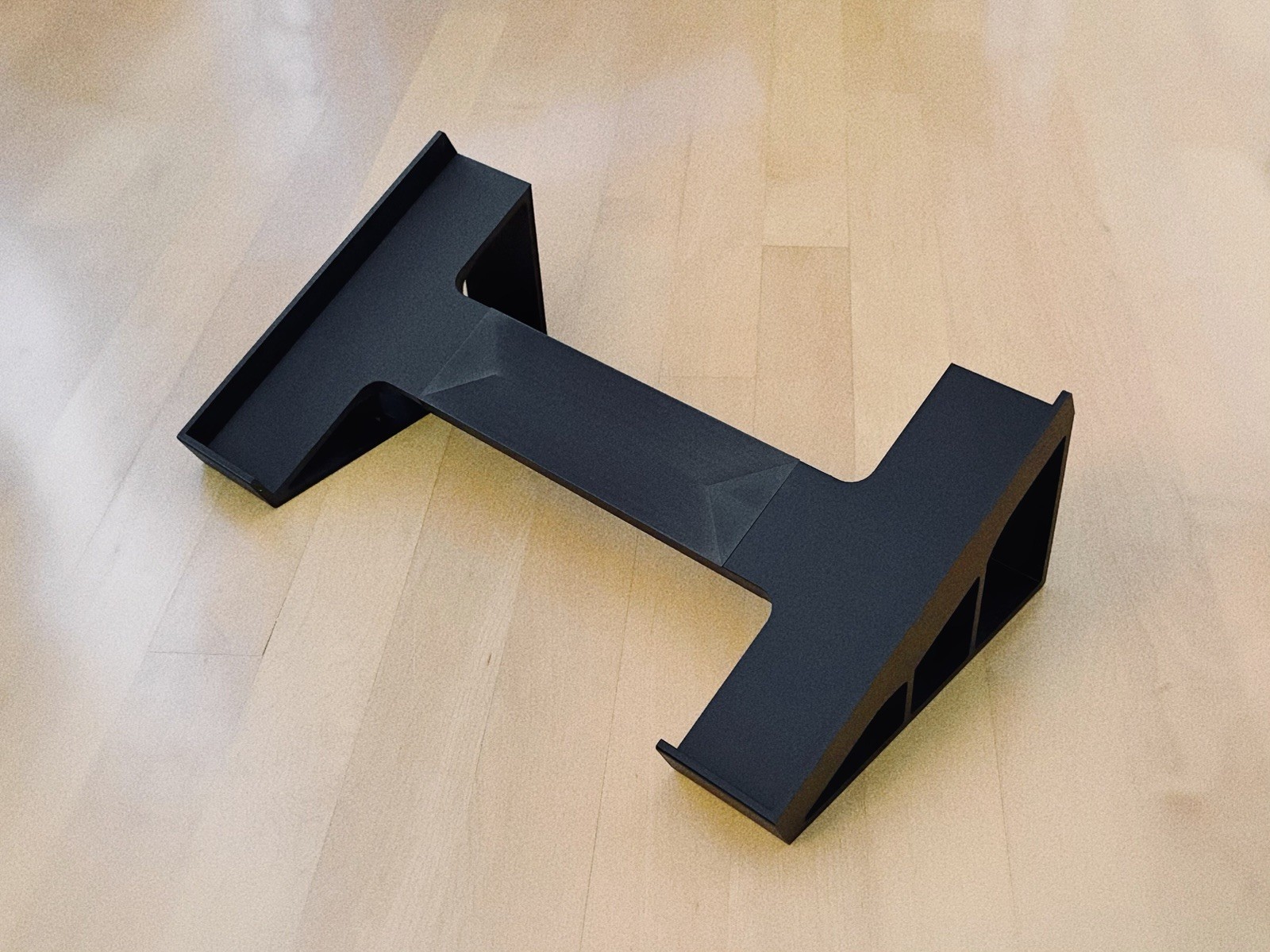 Cyma Forma ALT Synthesizer Stand | Designed by PINE