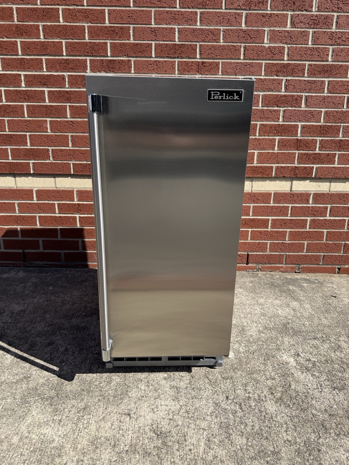 Perlick Undercounter Nugget Ice Maker - Open Box