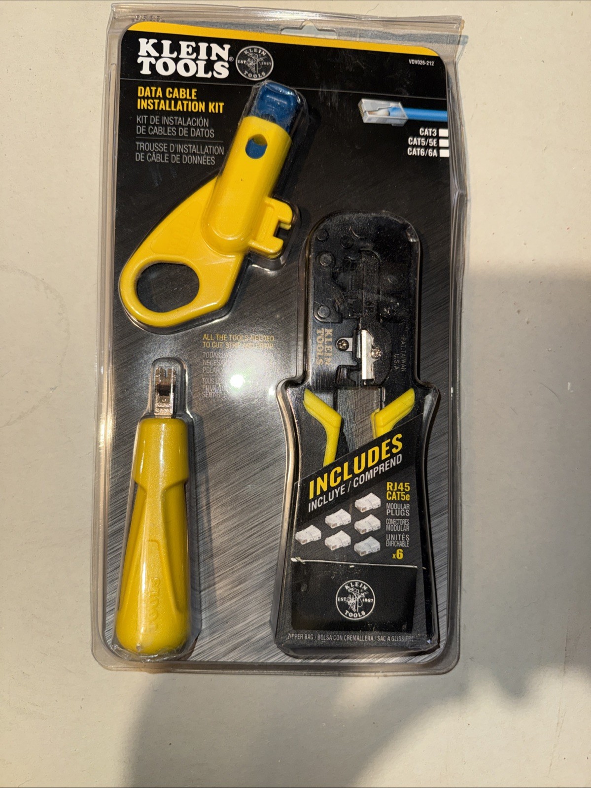 Klein Tools Data Cable Installation Kit Vdv026-212 Cut Strip and Crimp