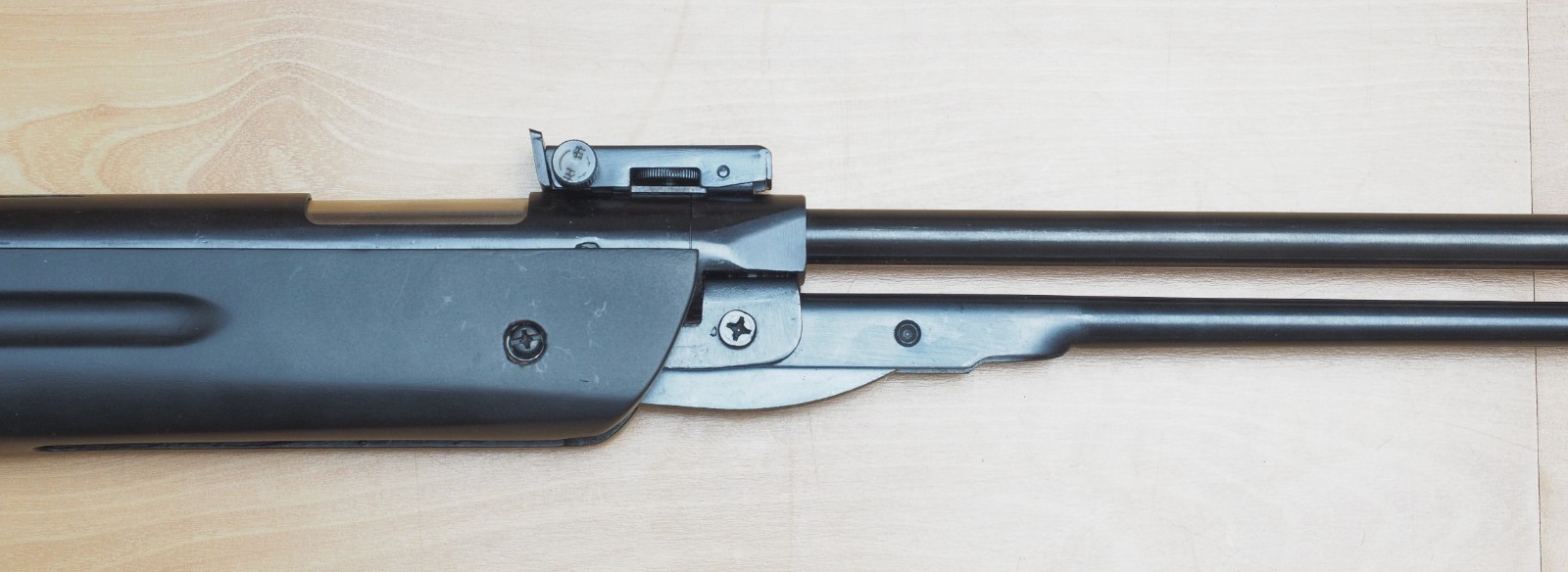 Air pellet rifle Velocity 600 FPS Underlevel .22 cal