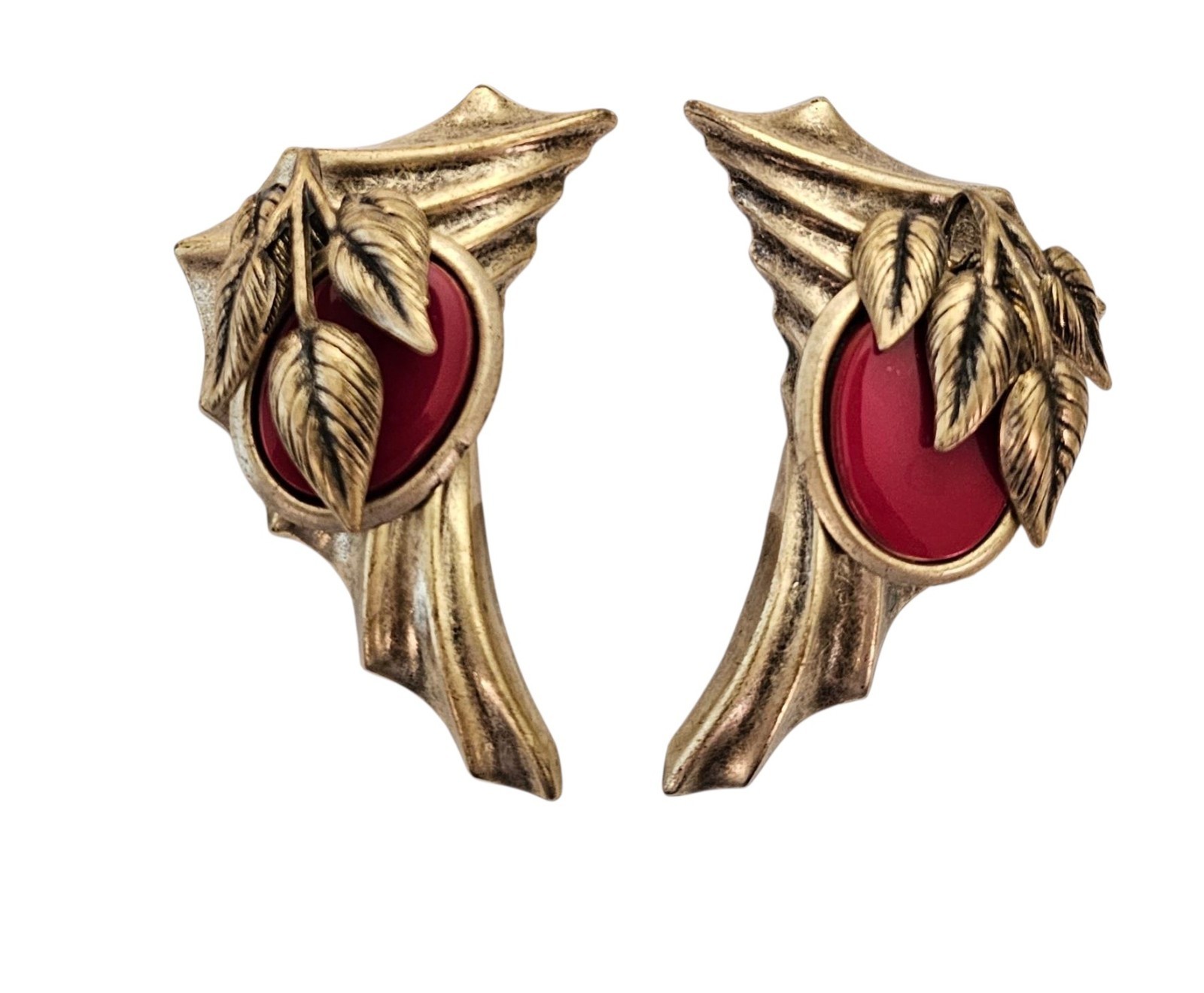 Gold Tone Red Oval Cab Modernist Repousse Leaf Clip On Earrings