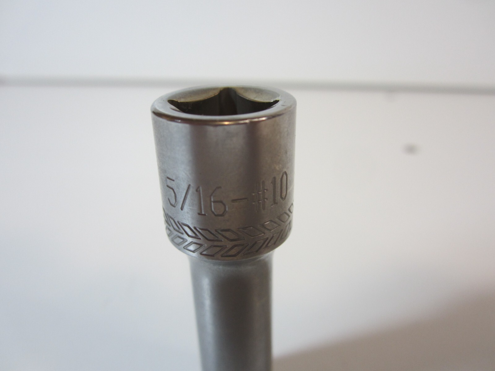 MAC TOOLS XD10SR 5/16-#10 Spline Socket NEW