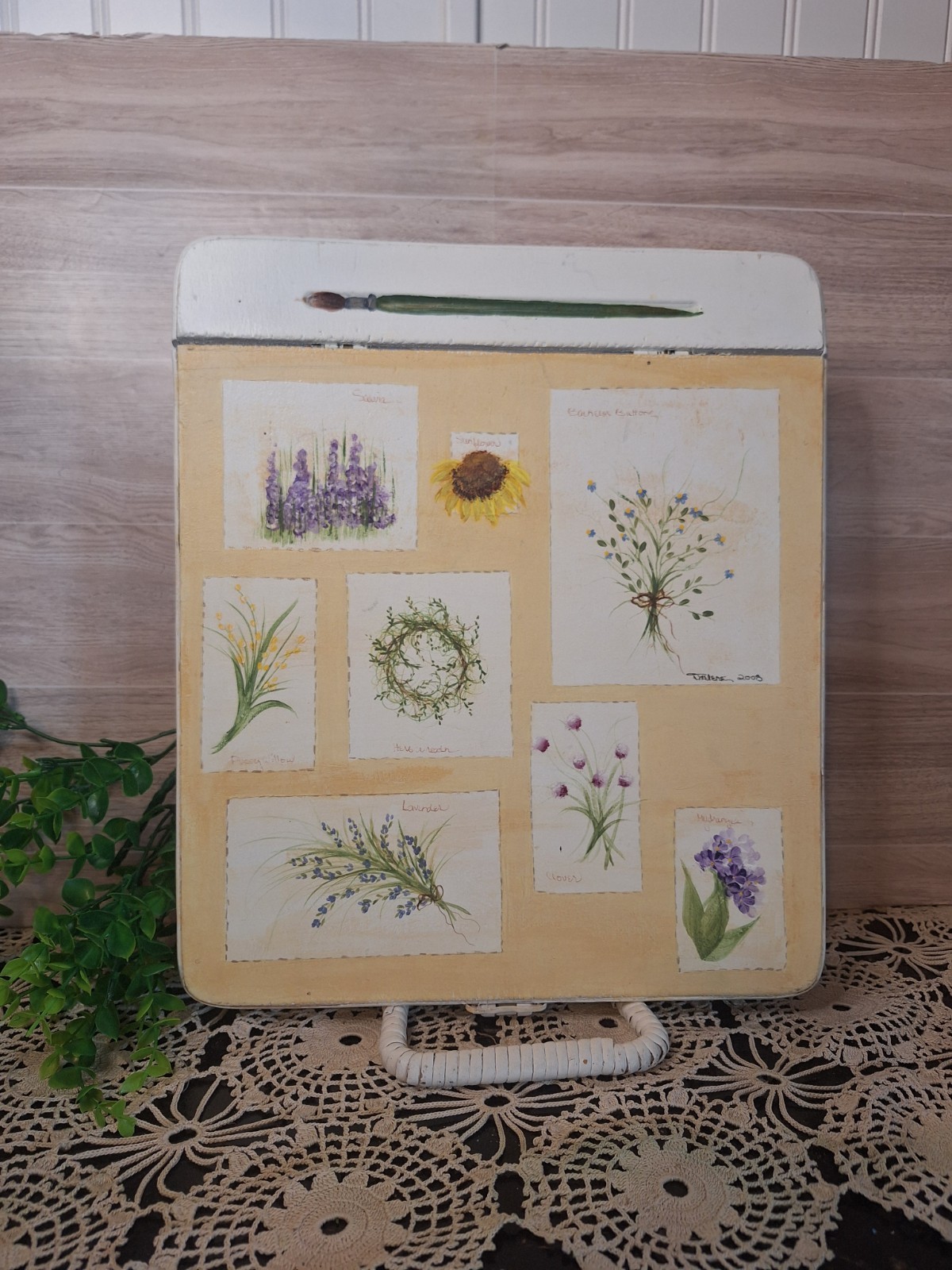 Vintg. Handpainted White Wicker Lap Desk, Writing desk, Floral pattern,...