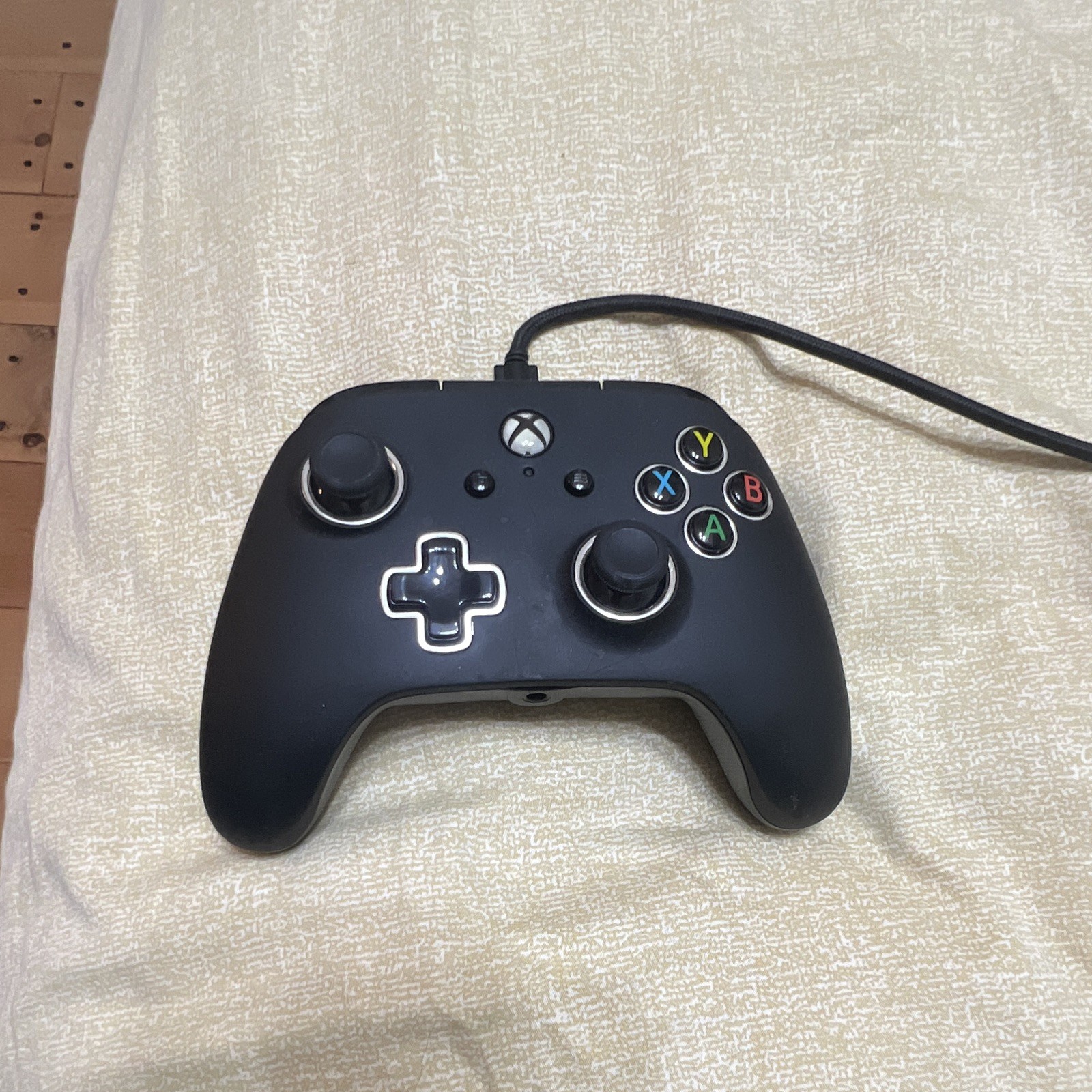 Microsoft Xbox One 1TB Black Console Bundle w/ Controller, Headset & 6 Games