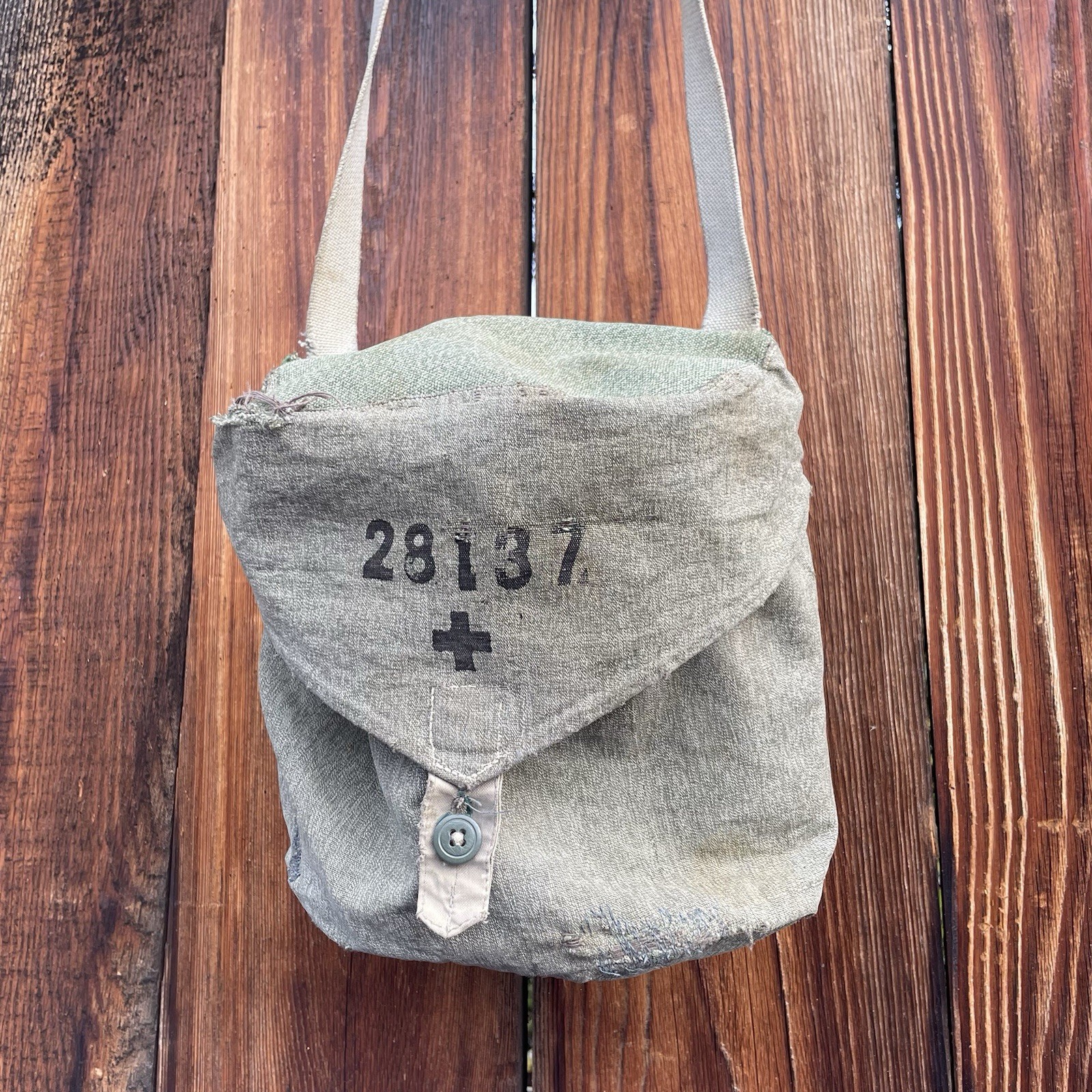 Swiss Army Military Crossbody Medic Bag Green Canvas Button Closure #28137