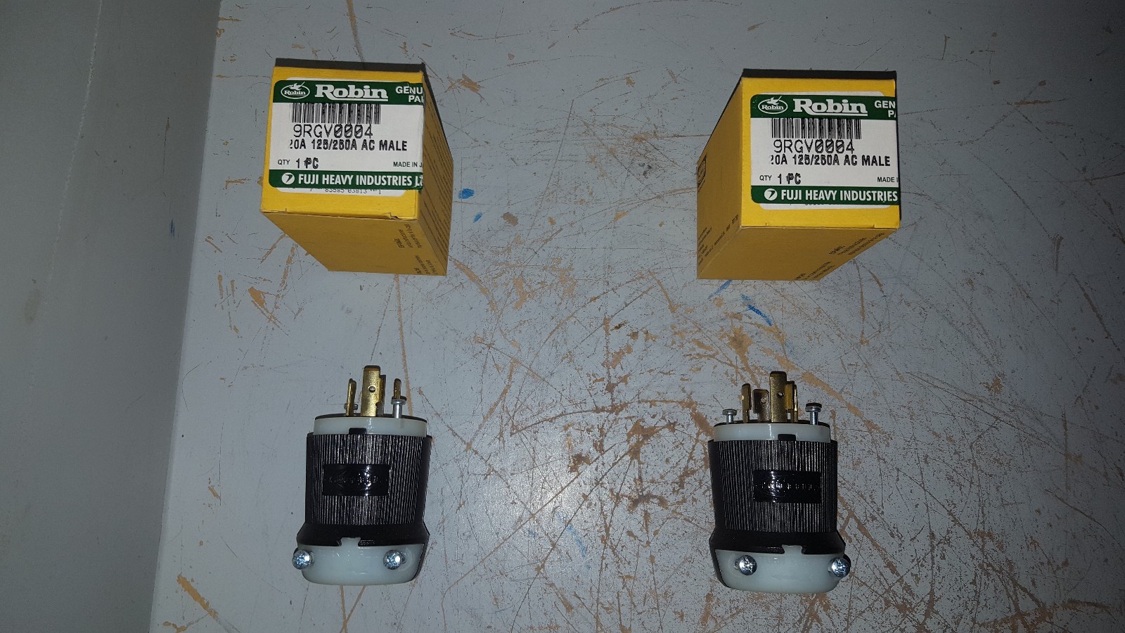 Lot of 2 Robin, Hubbell Male AC Plug, 20A, 125/250V, 9RGV0004