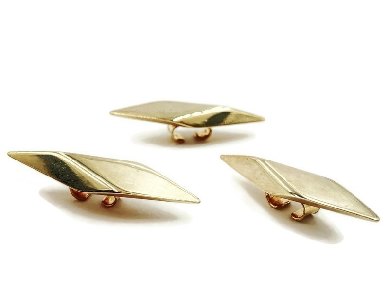 12 Vintage Gold Plated Diamond Arrow Shape Fancy Clip Back 42.5mm. Findings 568a