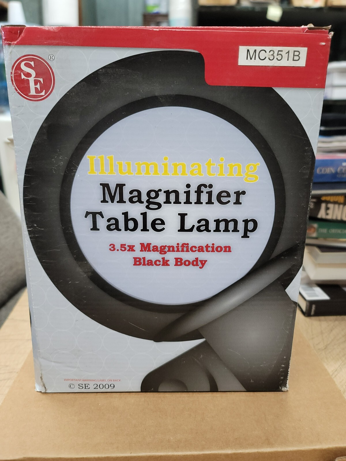 Illuminating Magnifier Table Lamp(3.5X; 110V-120V)