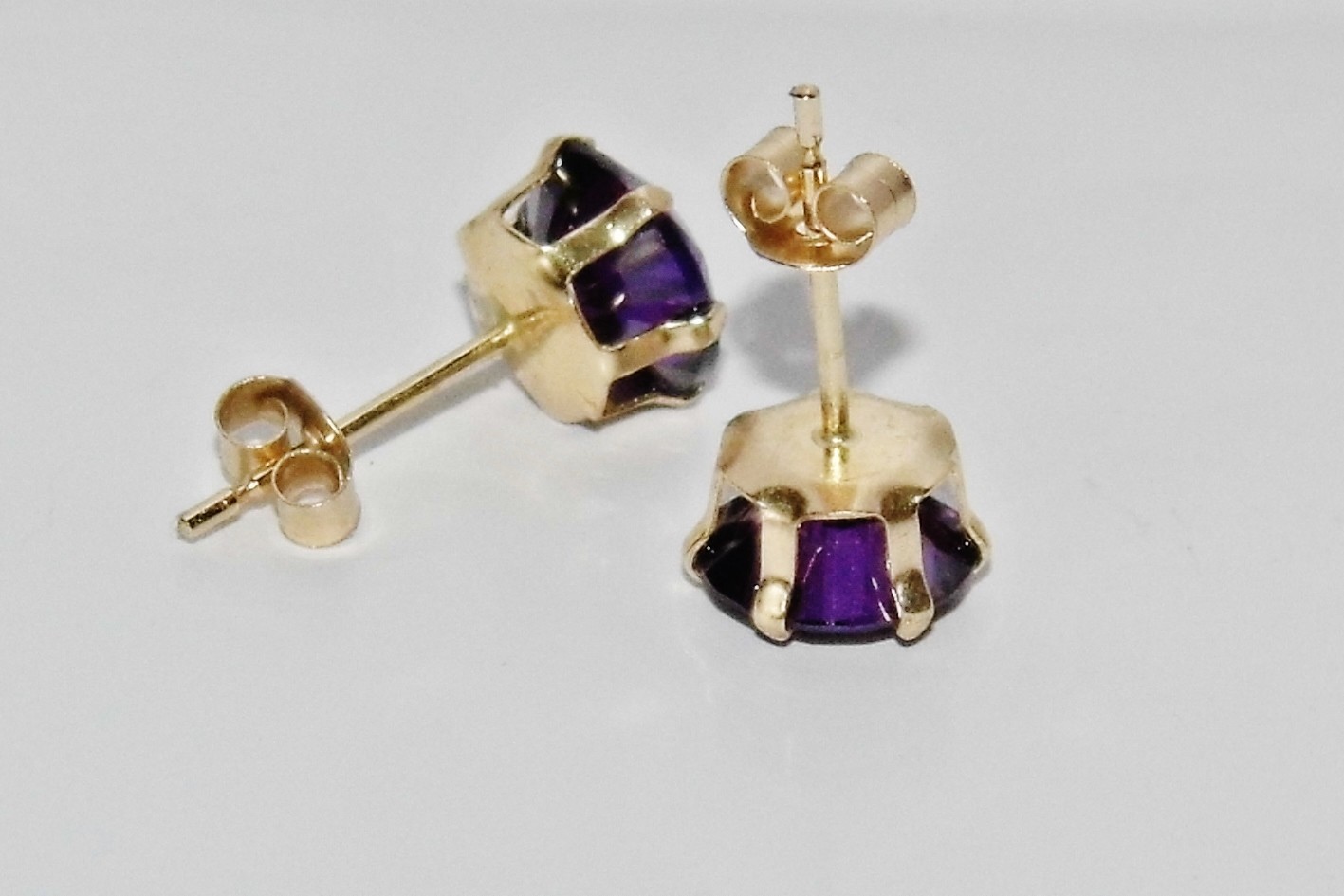 9ct Gold 1.00CT Amethyst Stud Earrings - NEW - Solid 9k Gold