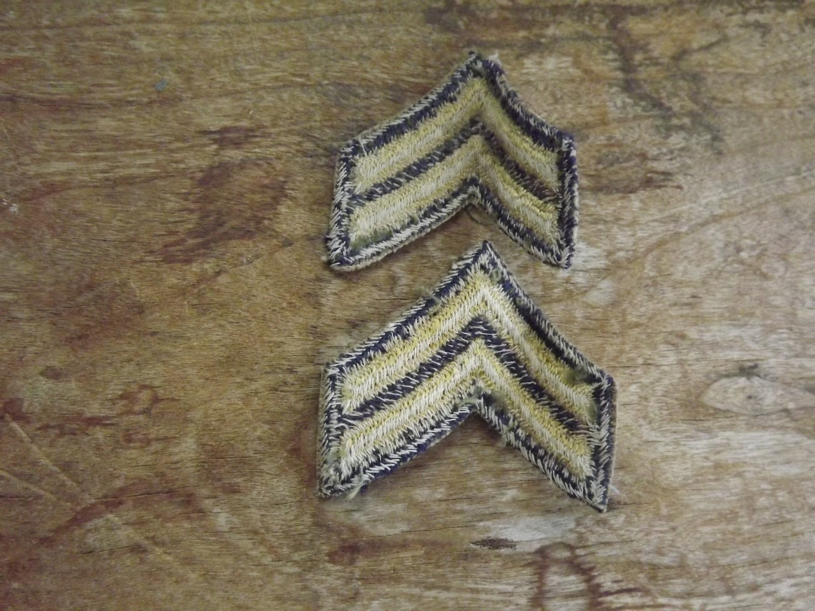 Pair, 1948-Pattern Army Corporal Non-Combat Chevrons - INV# C1846