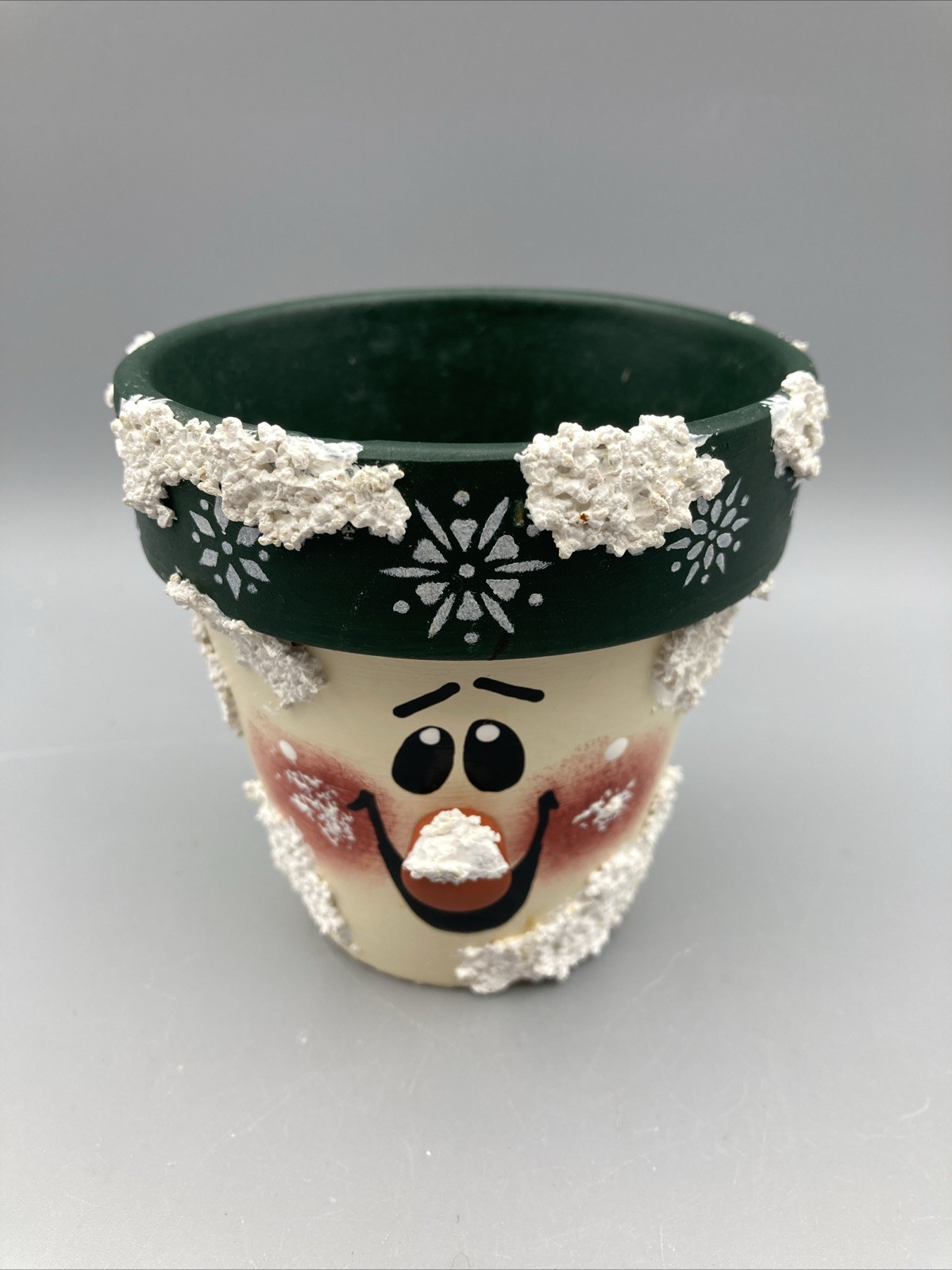 Christmas Flower Pot 3D Snowman/Snowflakes on Side 3.5" Tall 3.5" opening