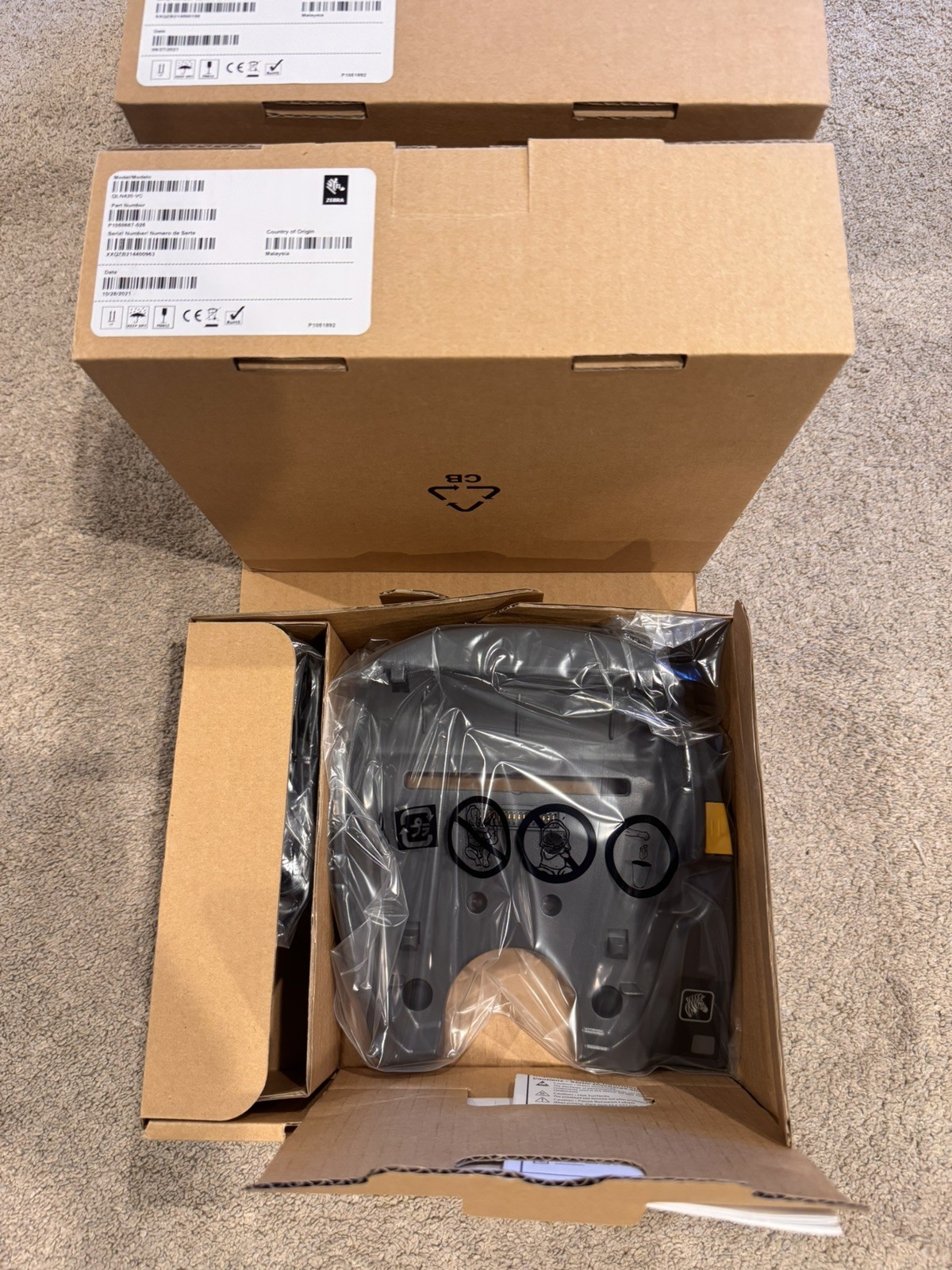 Zebra QLN420-VC forklift mount charging cradle w/DC power new P1050667-026