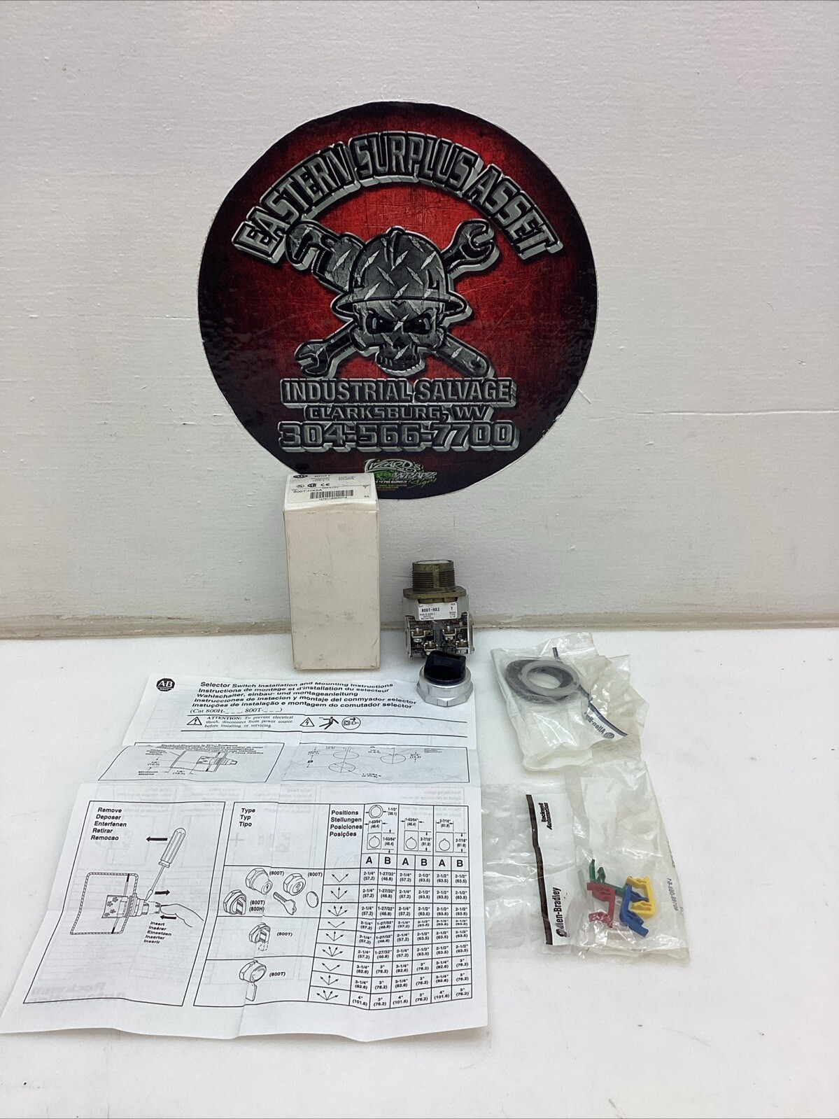 Allen Bradley Selector Switch 800T-X2A *NIB* Series T