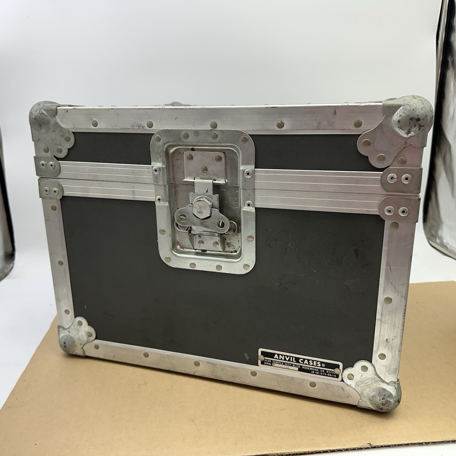 Vintage Road Case Anvil For Audio & Video Equipment  18” X 17” X 14” *READ*