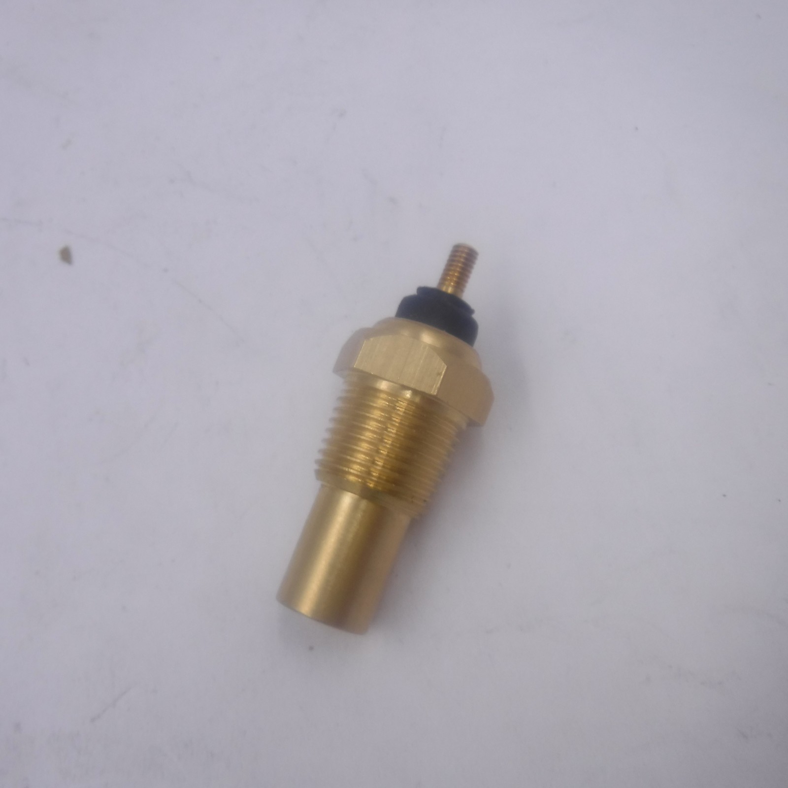 175° Temperature Sending Switch Unit Threaded 5/8"-18, #8-32 Post