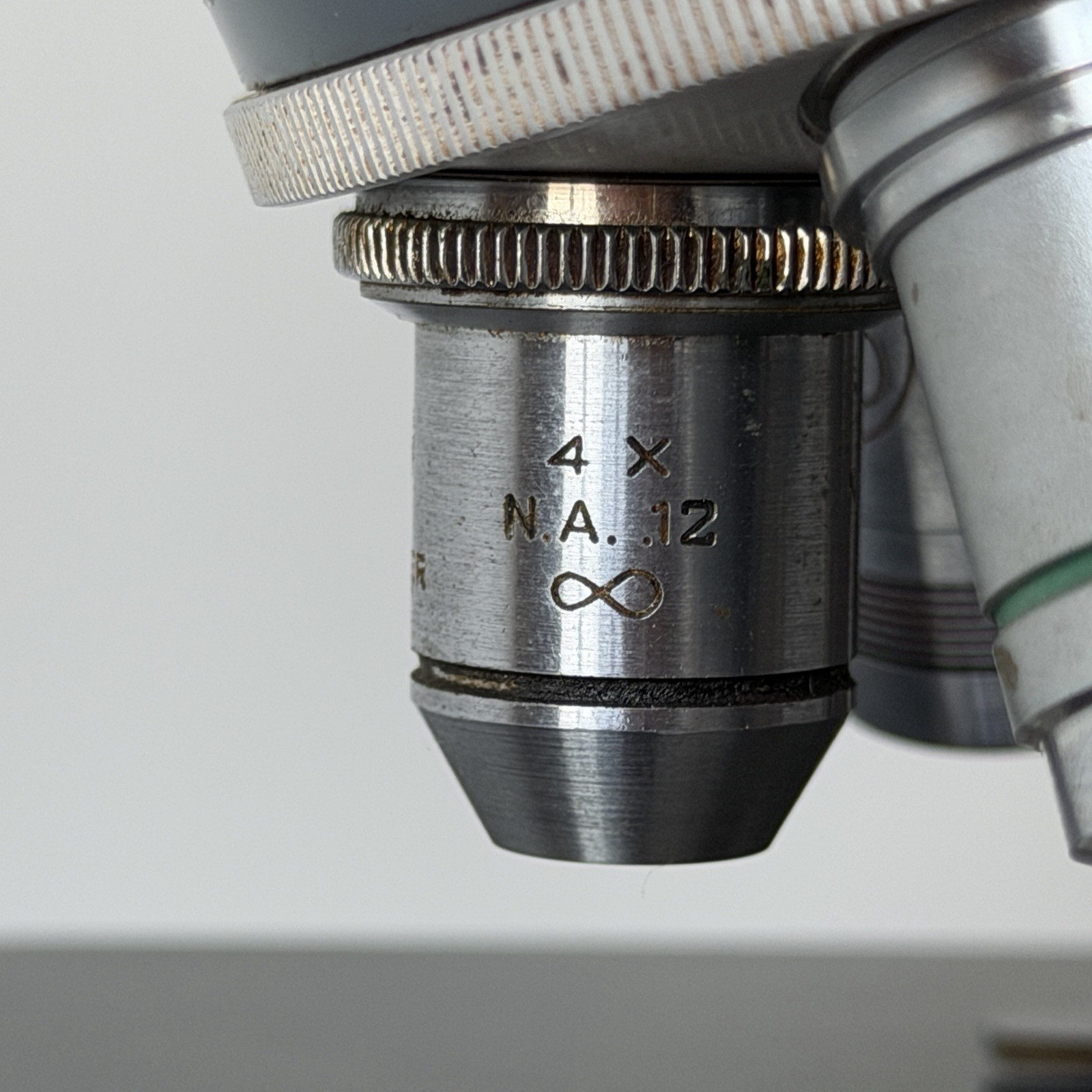 AO American Optical One-Ten 110 Microscope w/ 5 Objectives