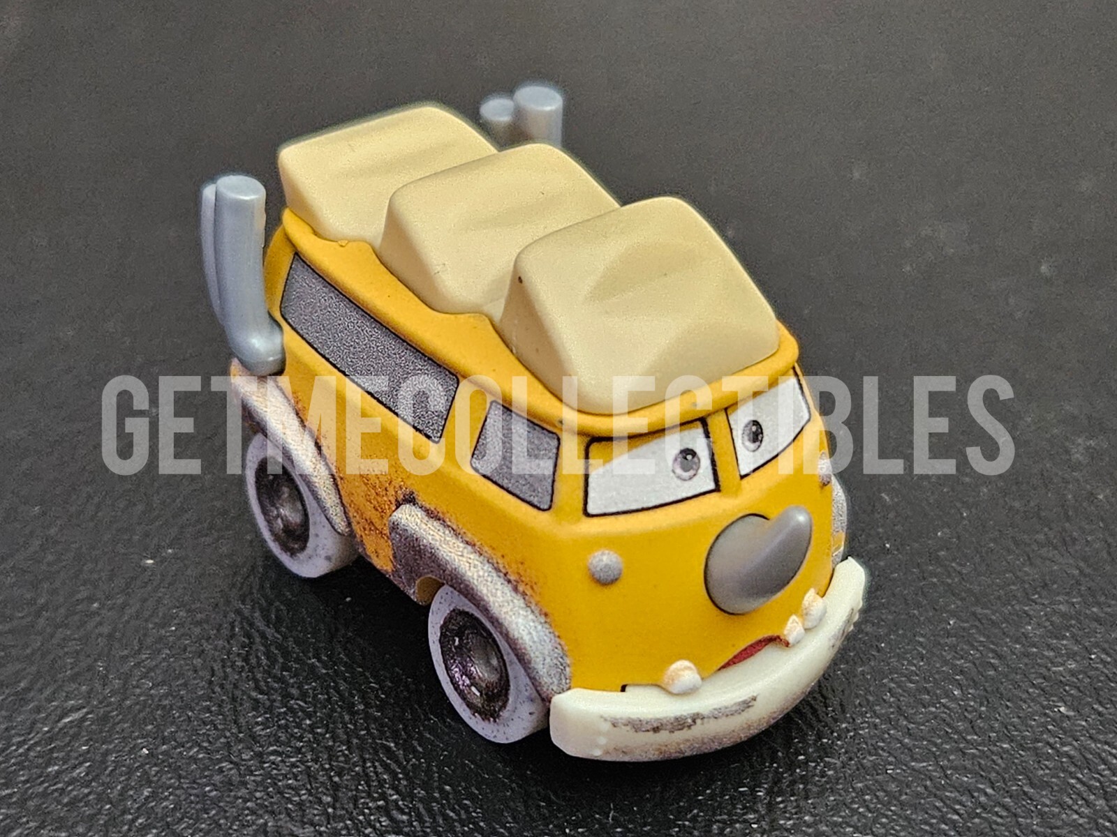 DISNEY CARS MINI RACERS WESTFALANAPUS 2024 #16 FREE SHIP $15+