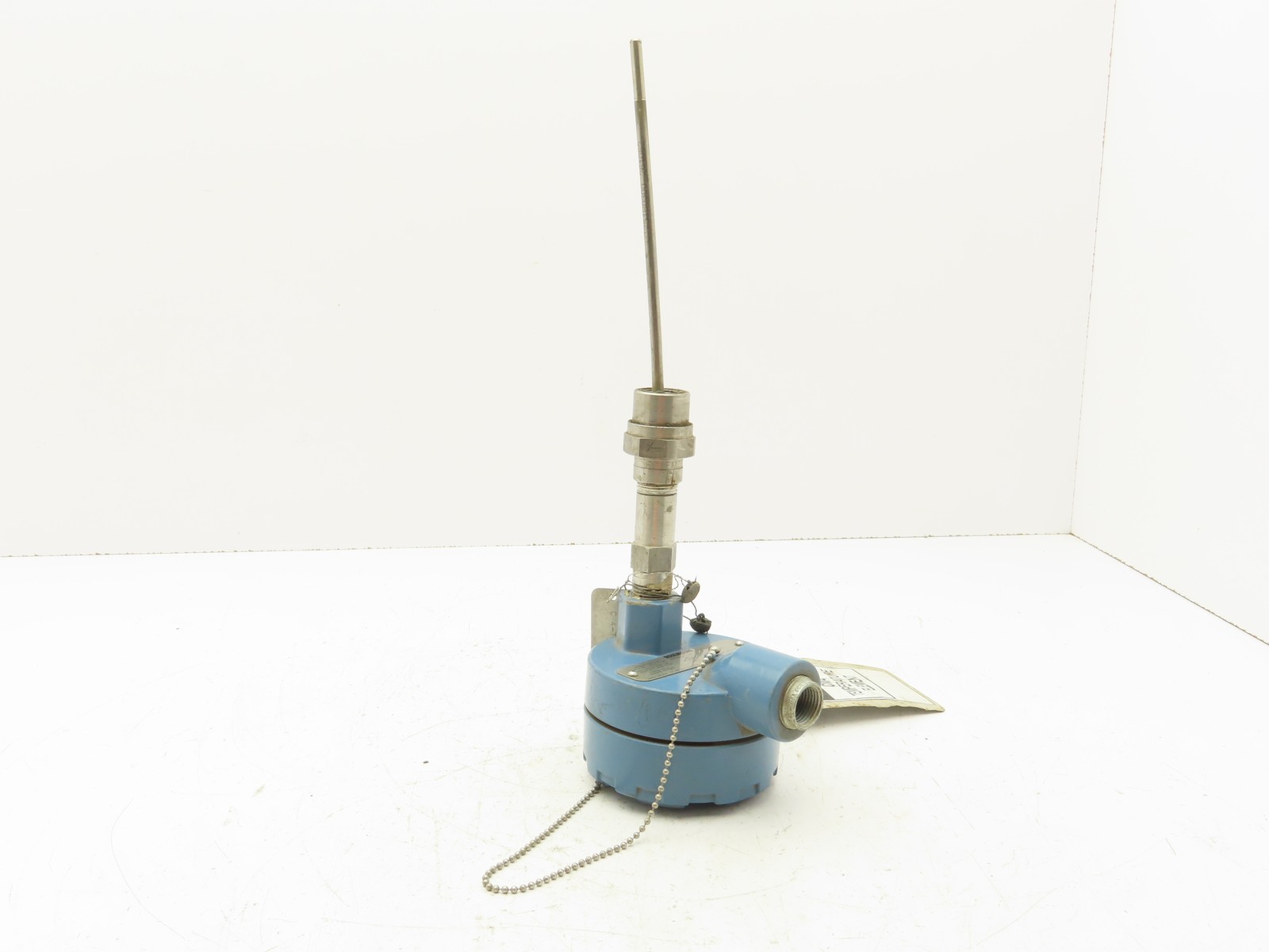 Rosemount 68 Temperature Sensor 8" Probe CM4-TE-1342 Explosion Proof Head