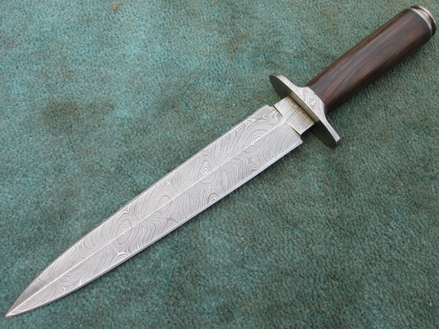 Hand Made Damascus Steel dagger Knife , Custom Made Damascus Toothpick Dagger