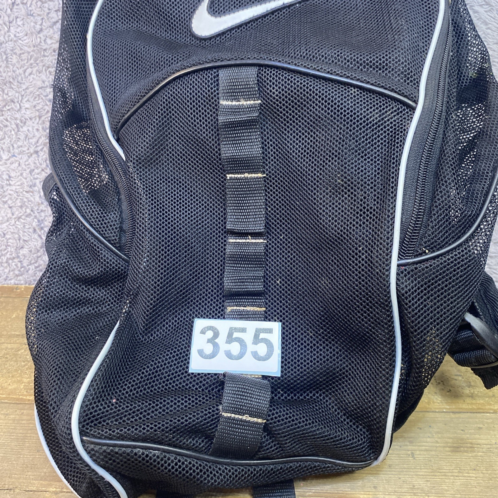 NIKE Vintage Mesh Backpack Y2K Black Book Bag Gym Outdoor Swoosh Vintage